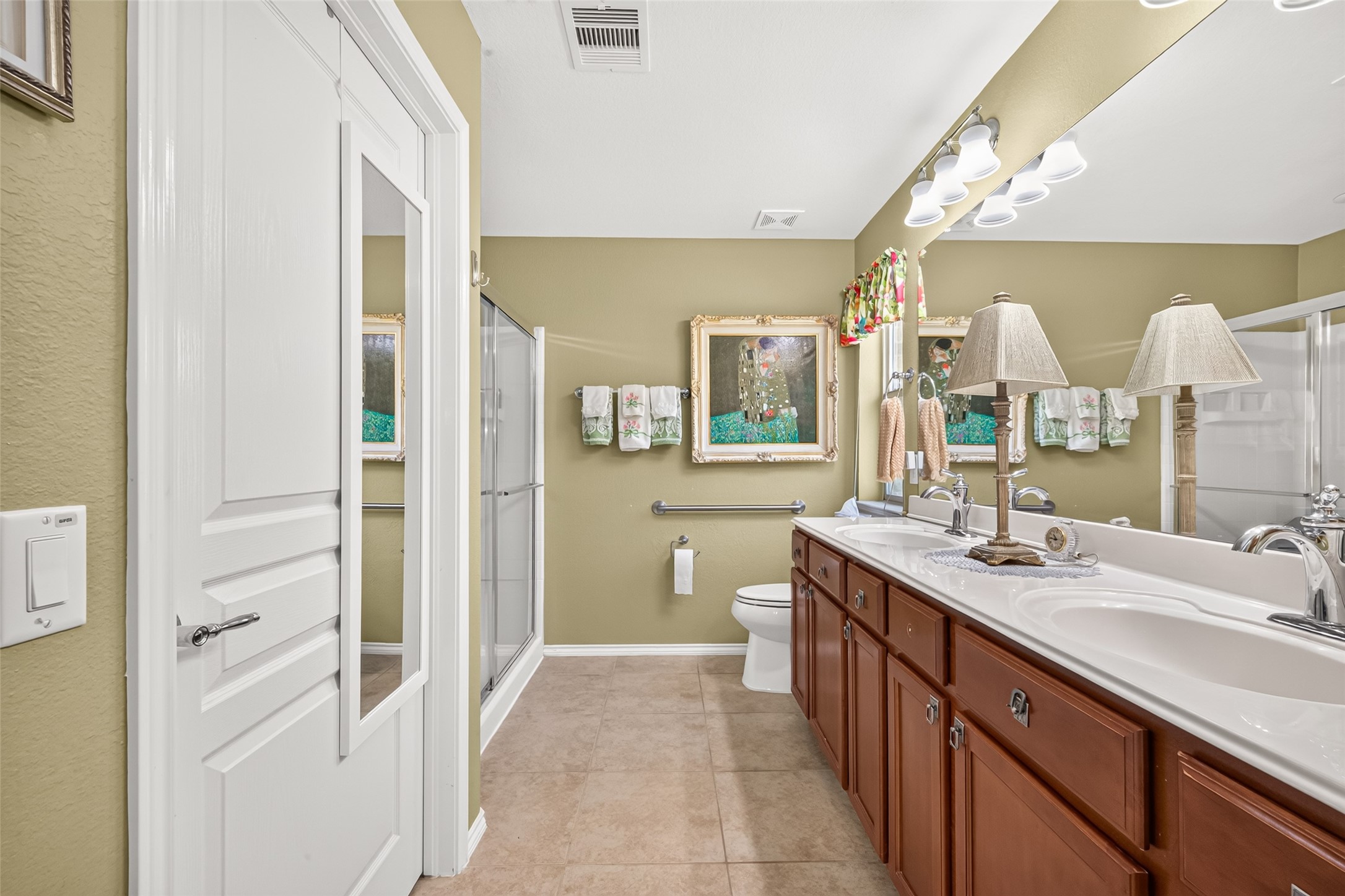 1126 Oleander Way Property Photo 20