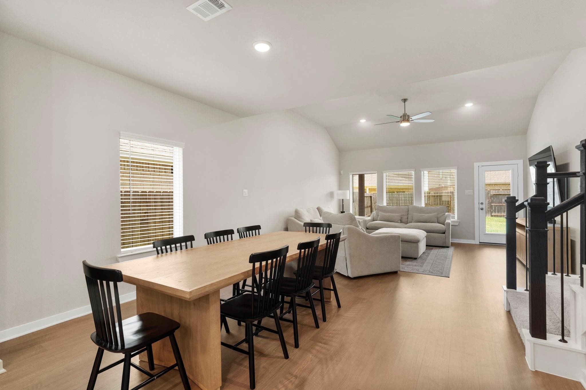21622 Wave Hollow Drive Property Photo 12