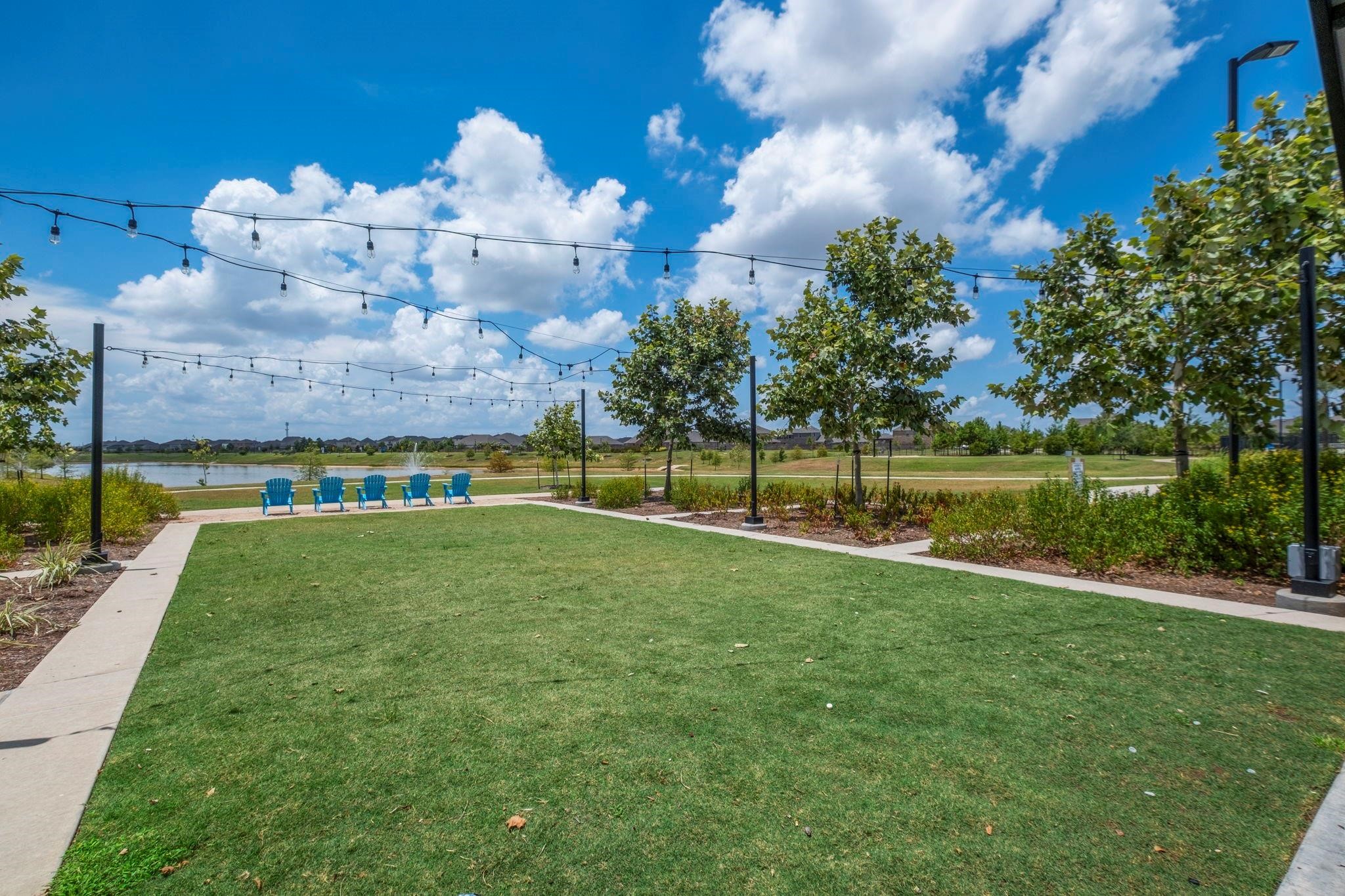 21622 Wave Hollow Drive Property Photo 36