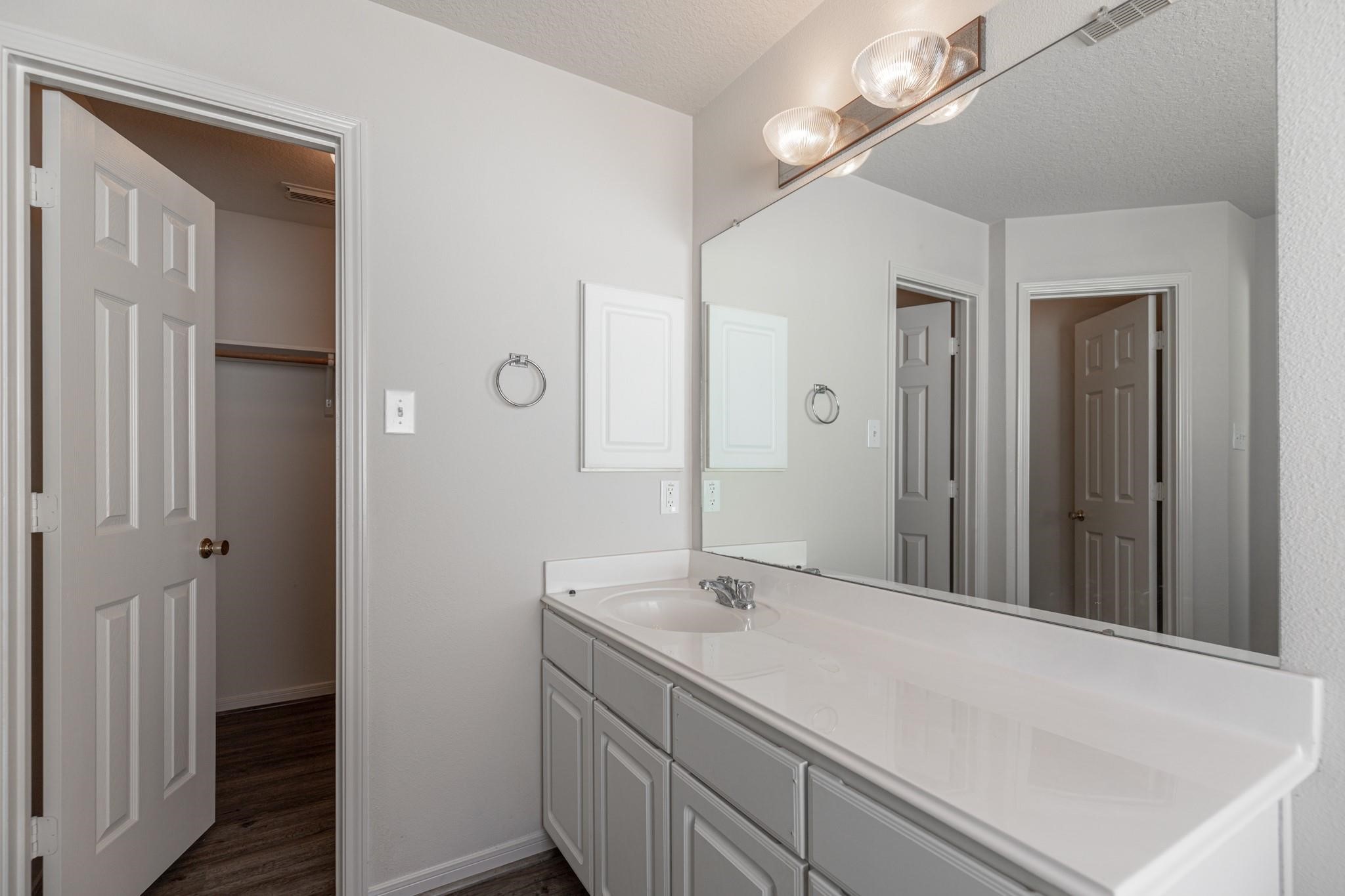 19331 Camellia Knoll Trail Property Photo 15