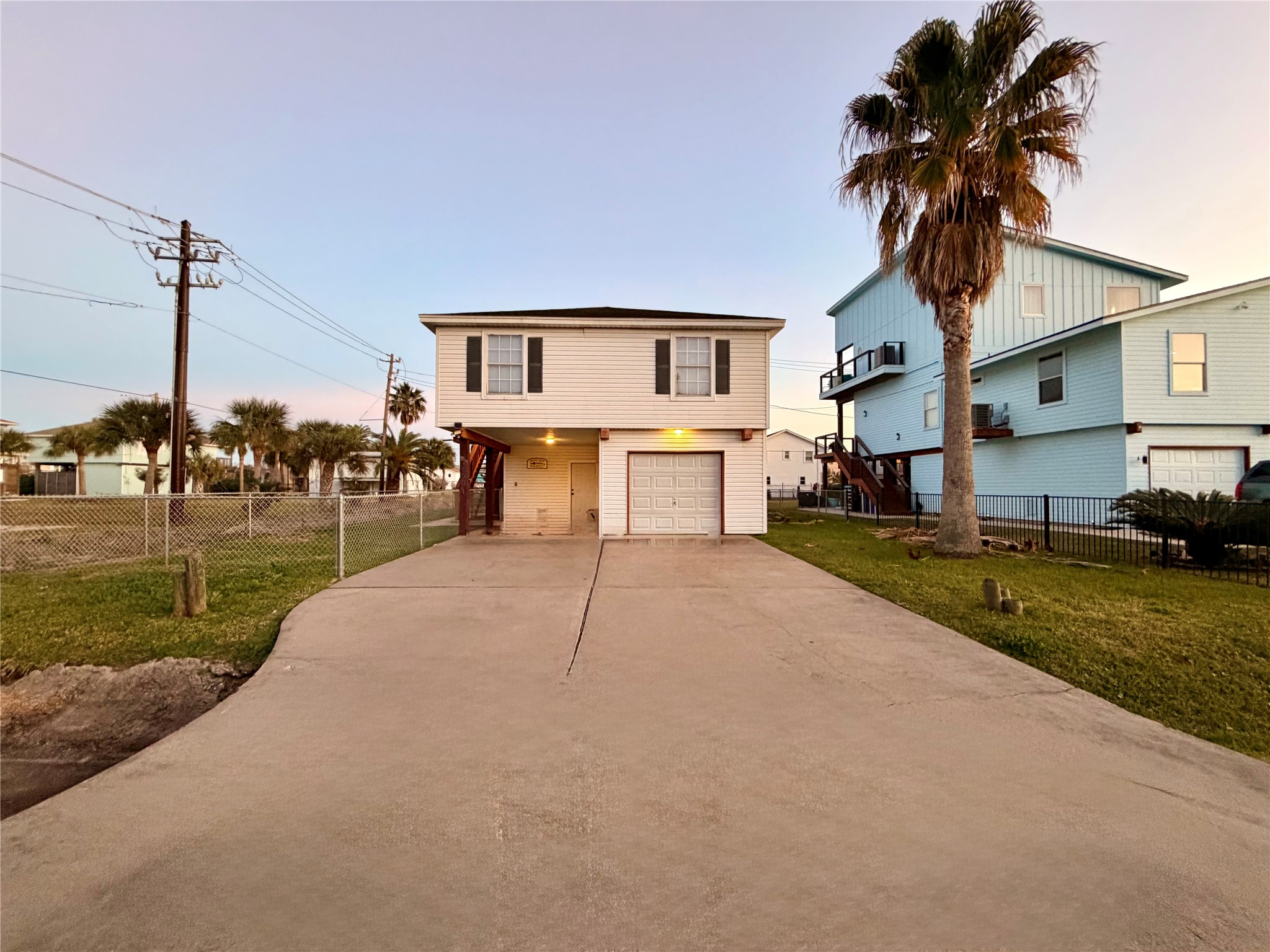 16701 Moby Dick Drive Property Photo 2