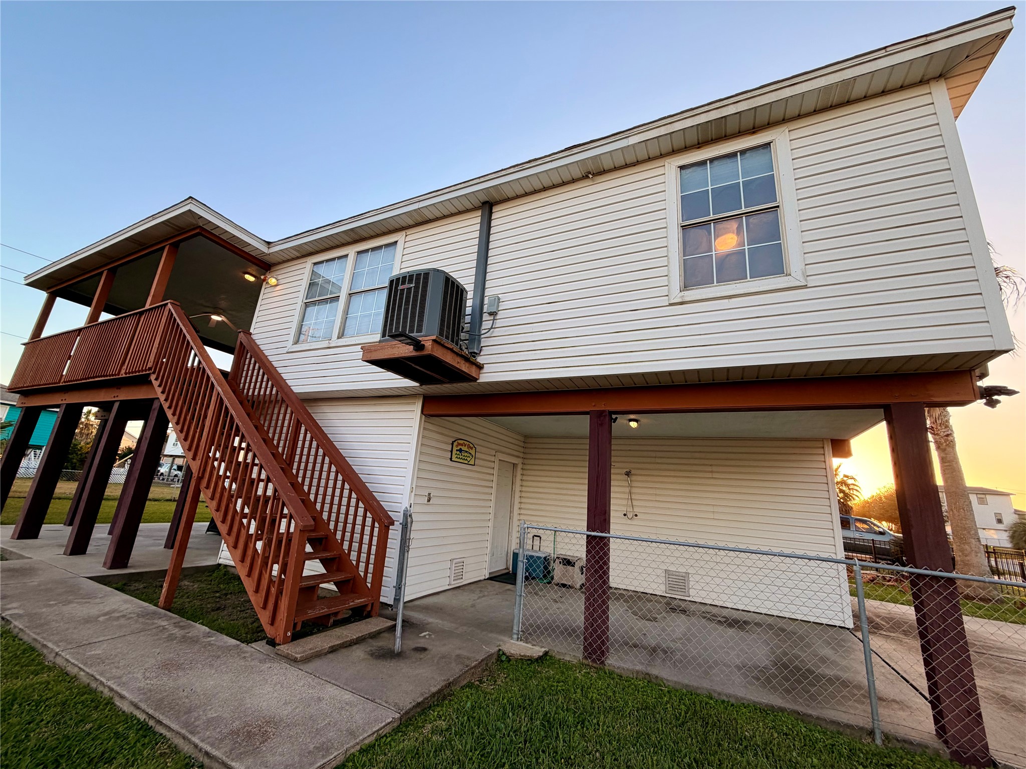 16701 Moby Dick Drive Property Photo 5