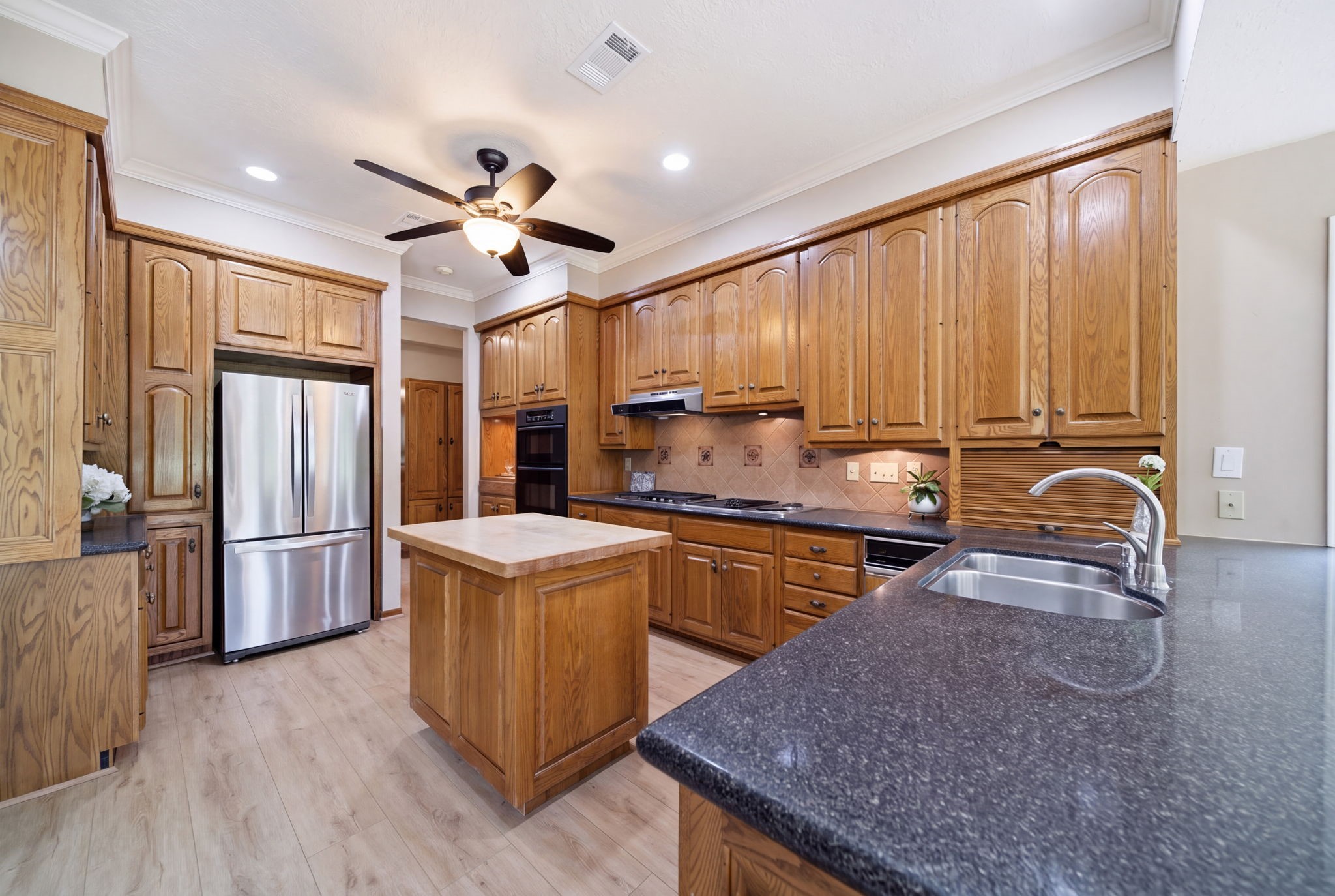 2715 Timberjack Place Property Photo 8