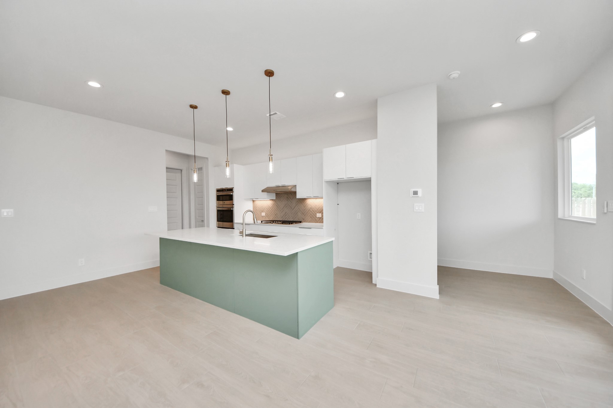3003a Ventas Drive Property Photo 8