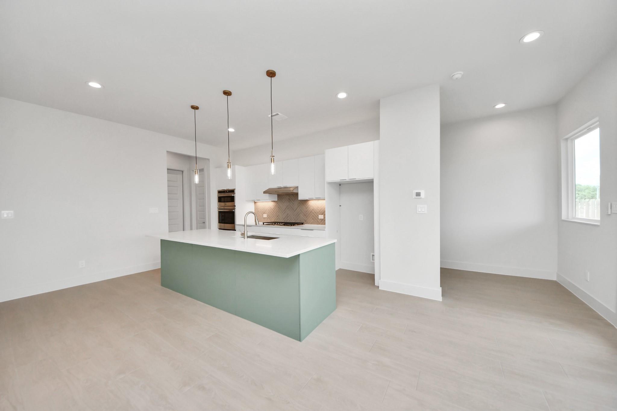 3003a Ventas Drive, Houston Tx 77047 Property Photo 8