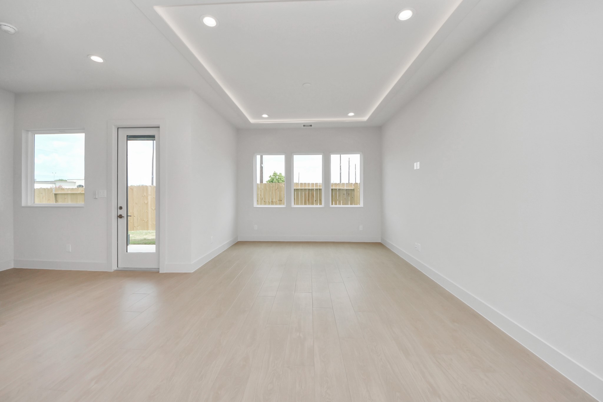 3003a Ventas Drive Property Photo 12