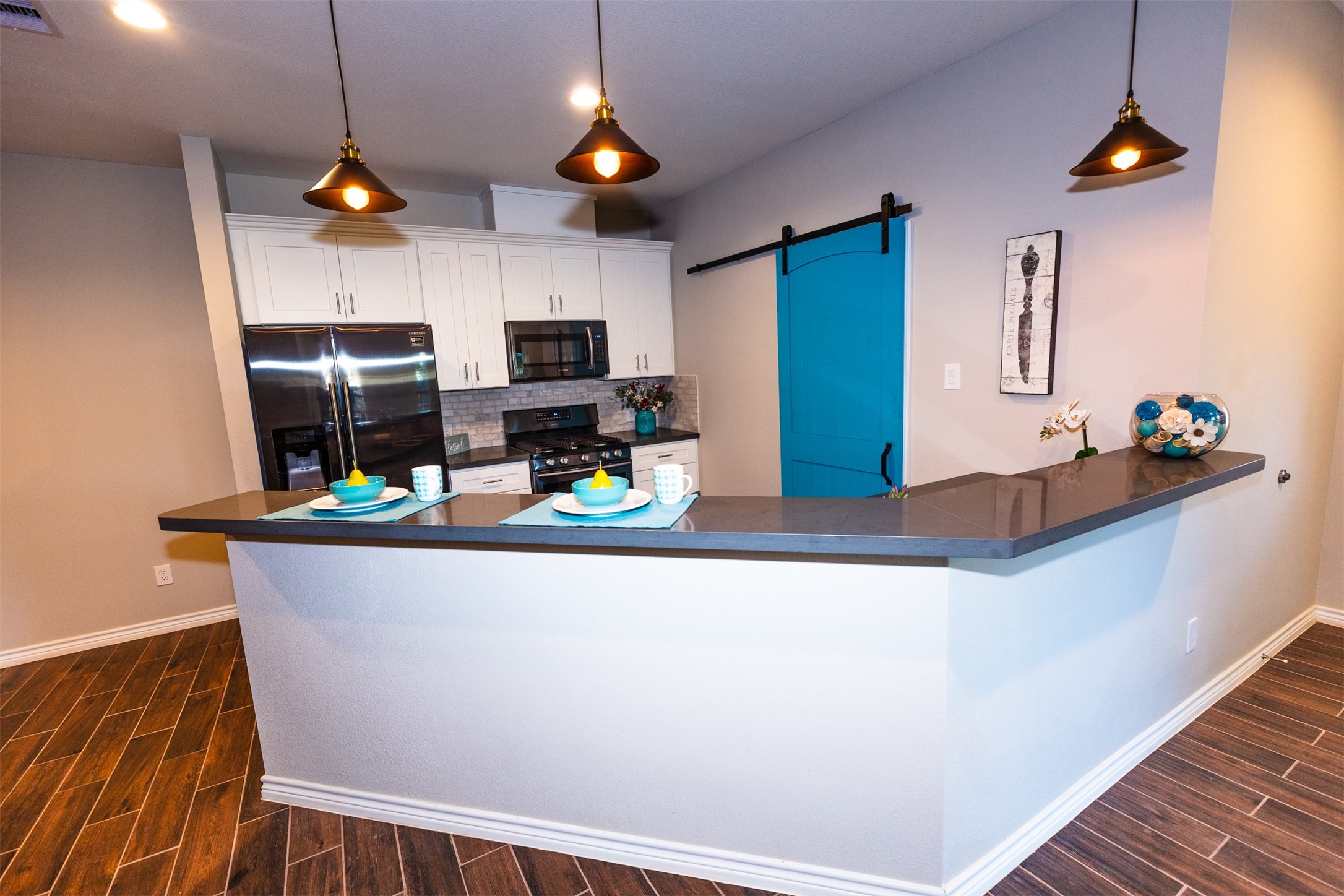 507 E Foley Street Property Photo 1