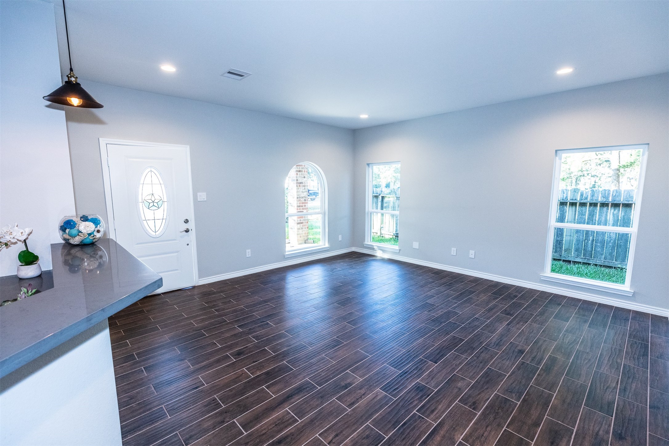 507 E Foley Street Property Photo 11