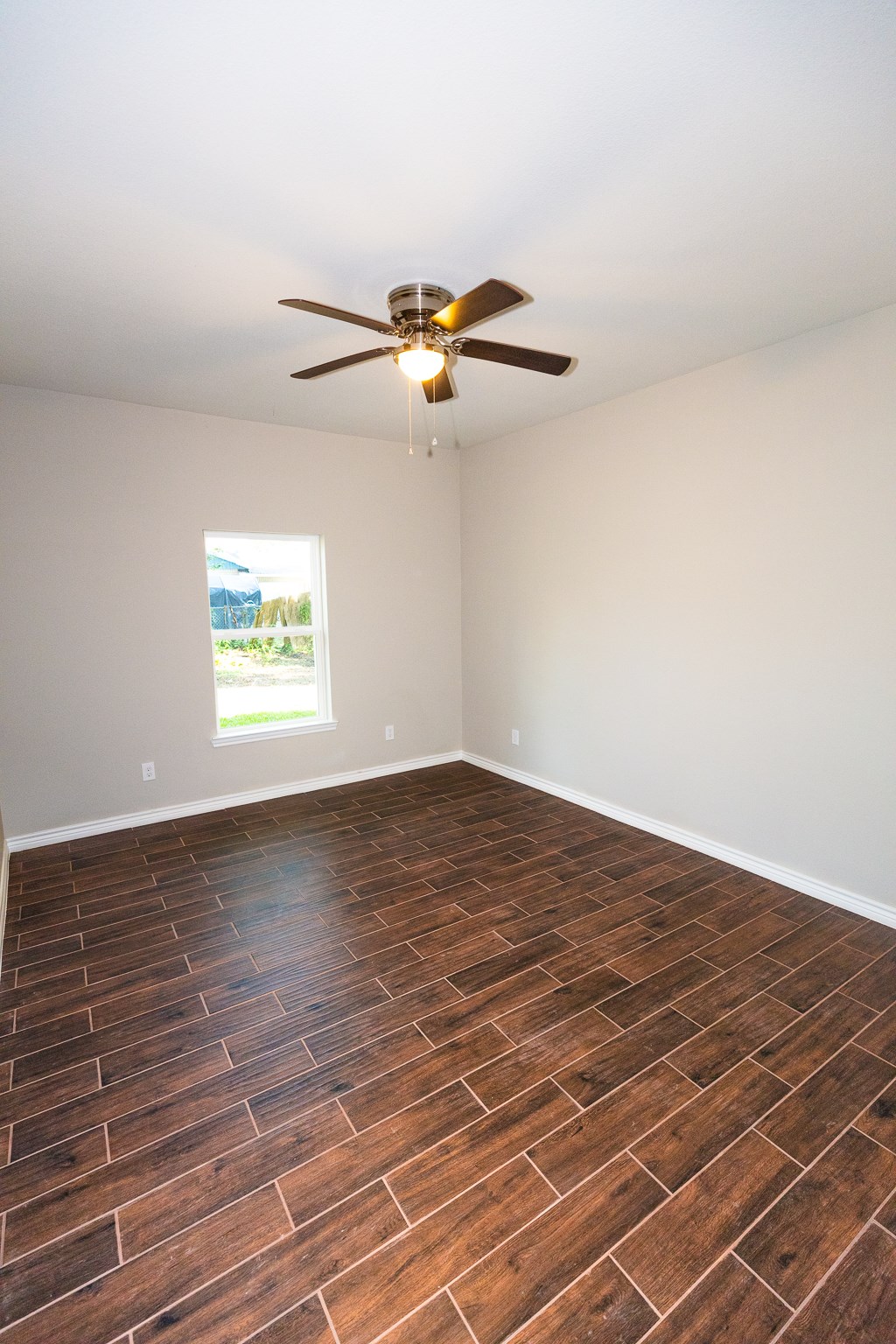 507 E Foley Street Property Photo 18