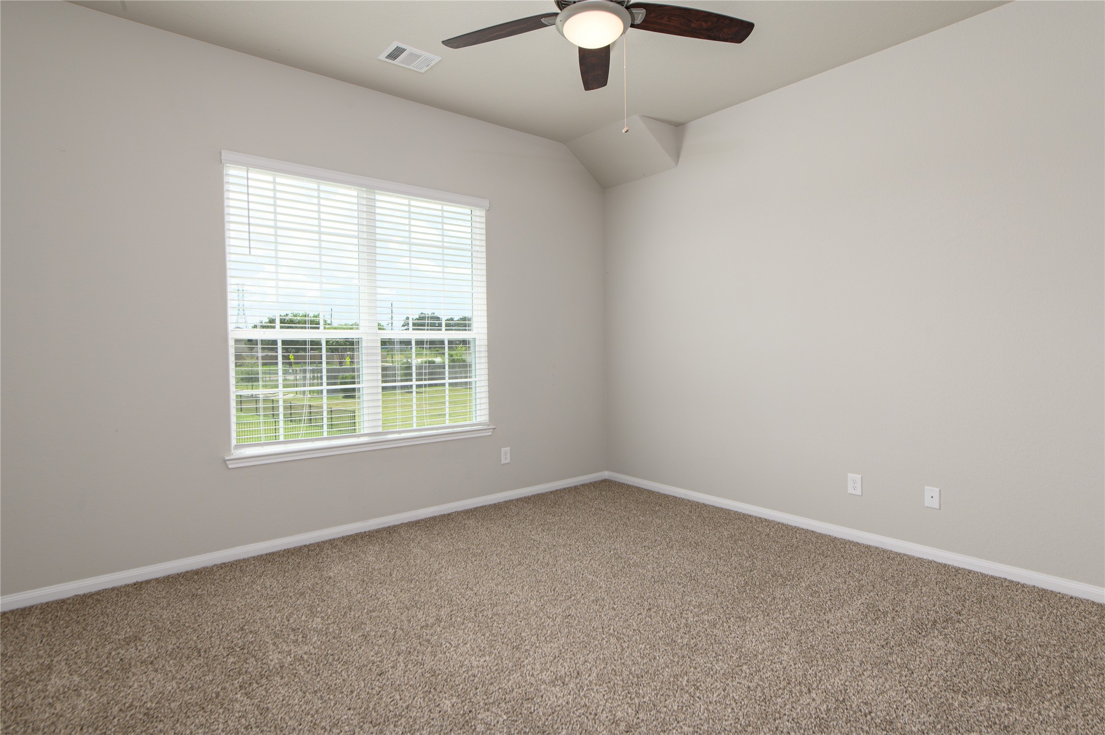 22210 Regal Heights Lane Property Photo 10