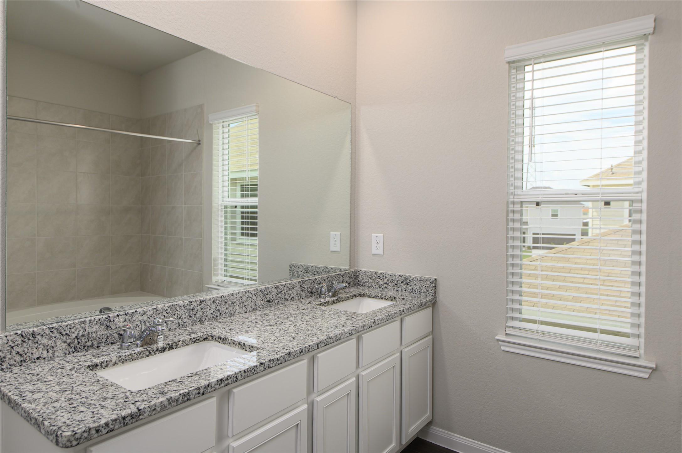 22210 Regal Heights Lane Property Photo 11