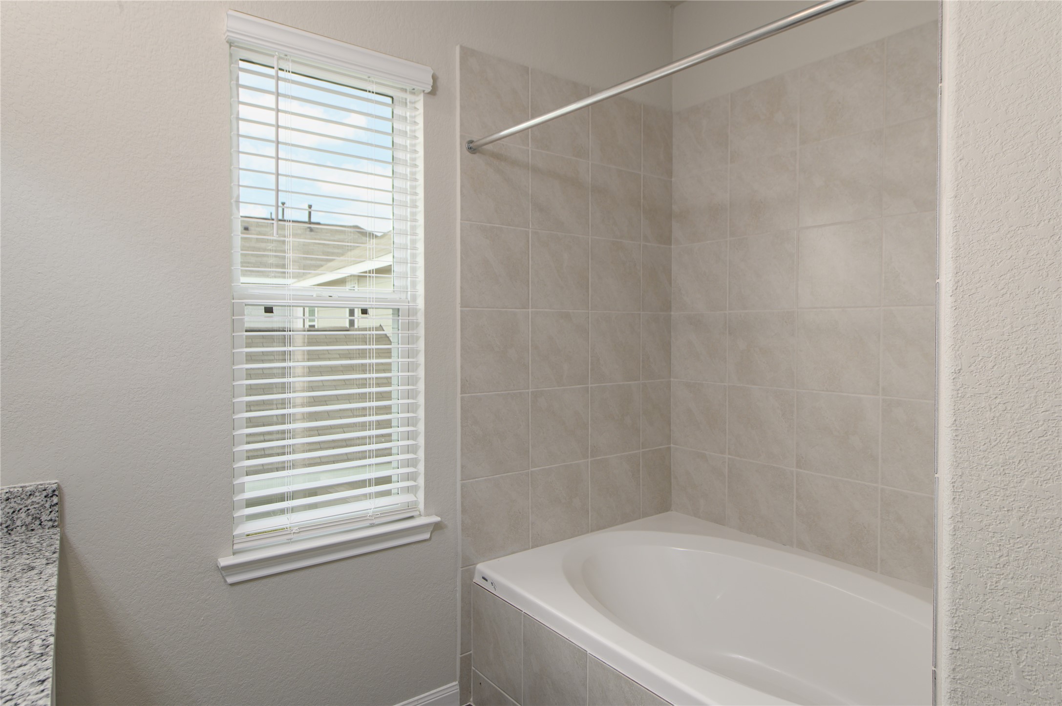 22210 Regal Heights Lane Property Photo 12