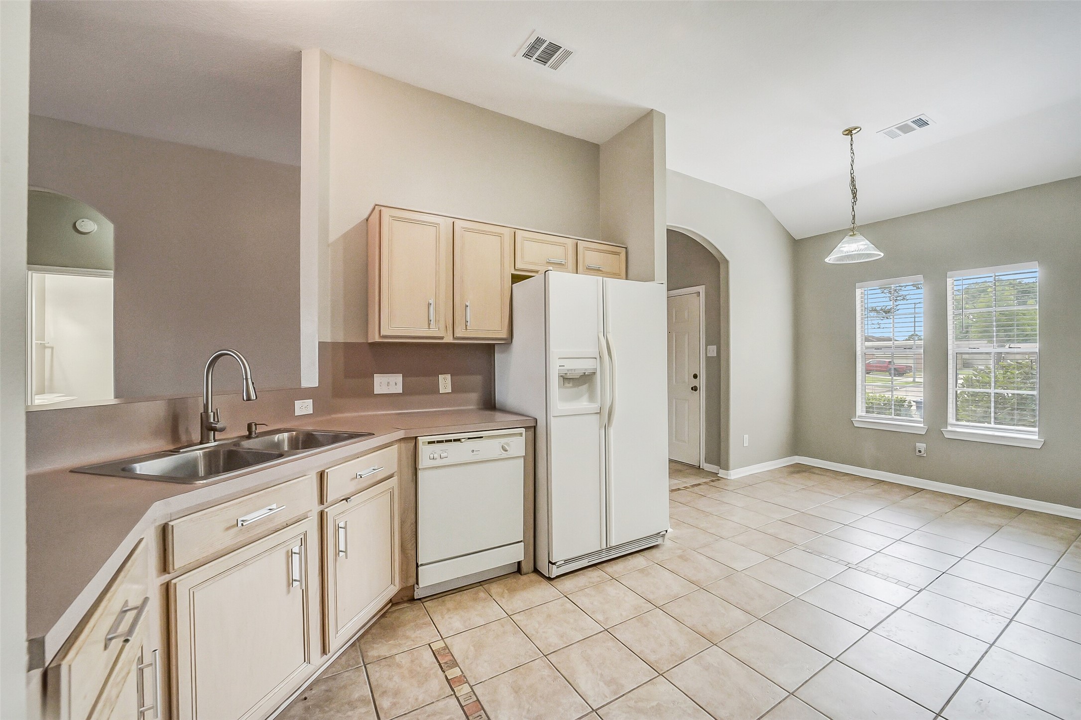 7002 Plaza Del Sol Drive Property Photo 11