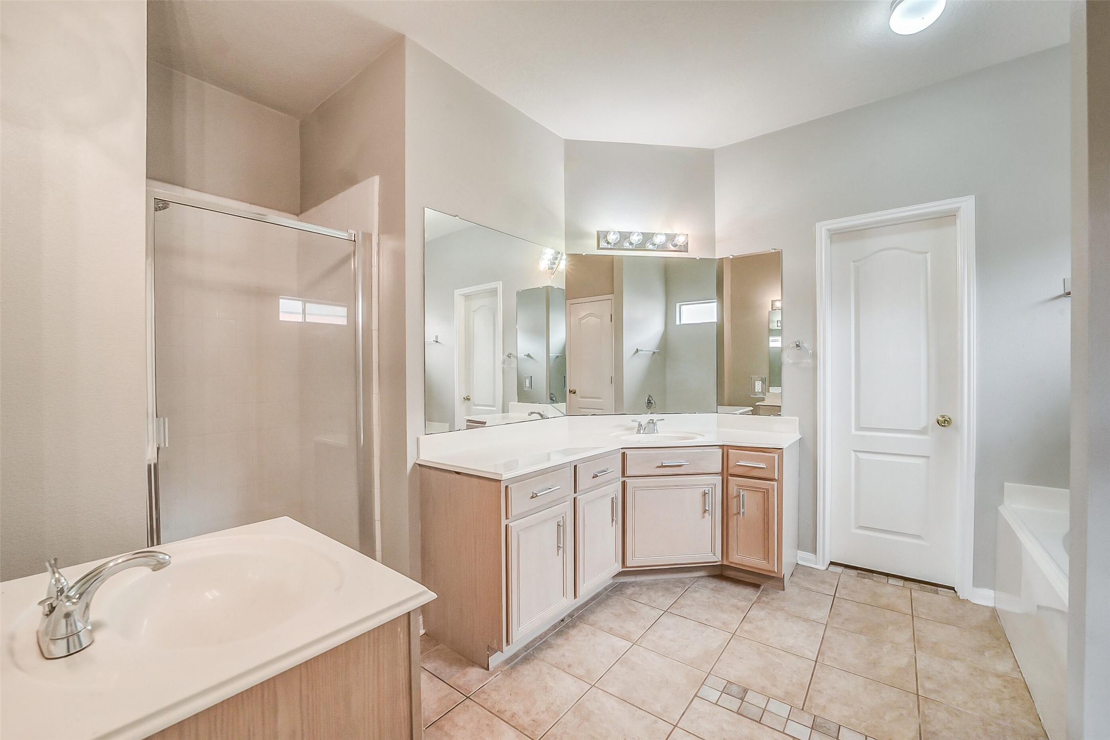 7002 Plaza Del Sol Drive Property Photo 18