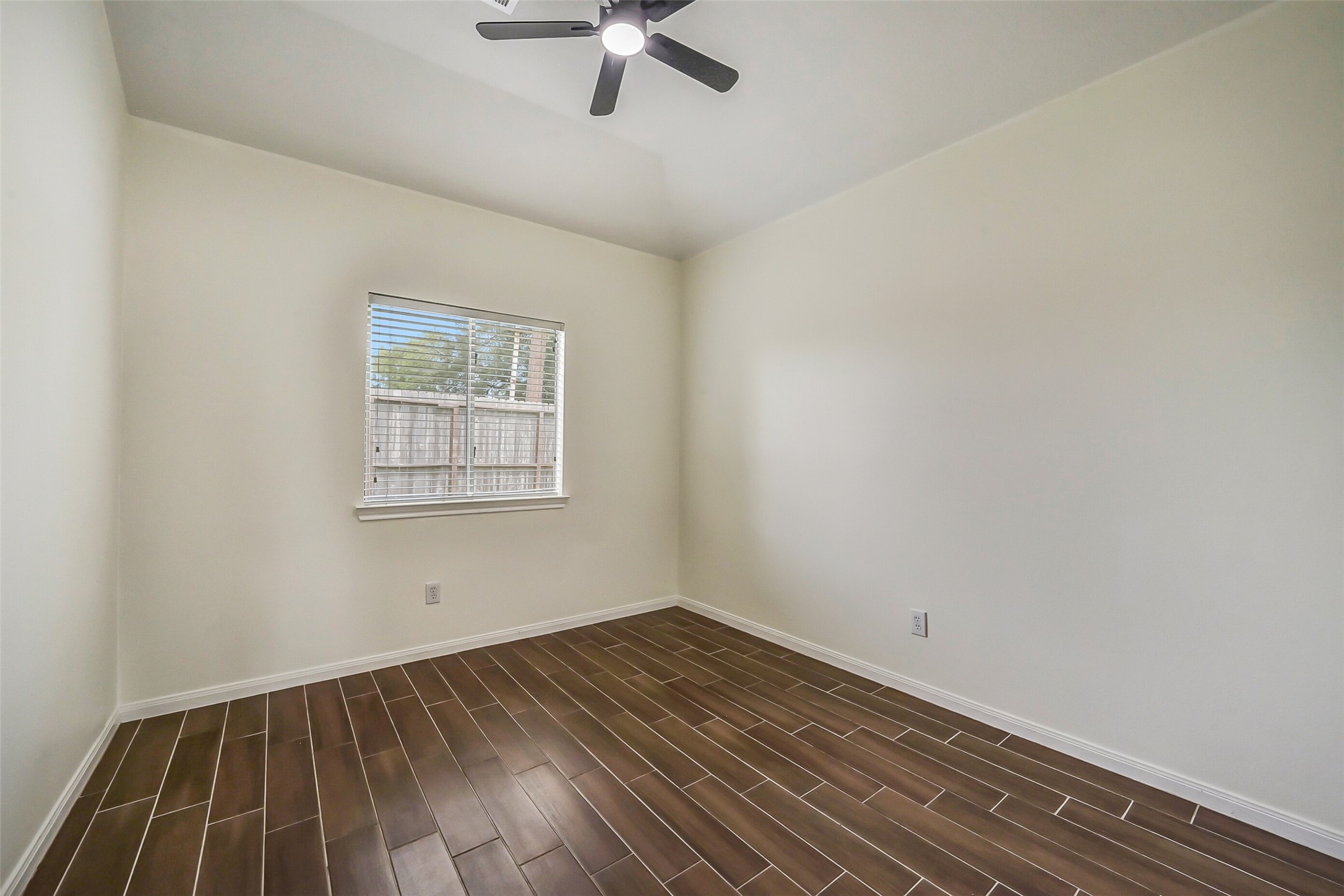 7002 Plaza Del Sol Drive Property Photo 22