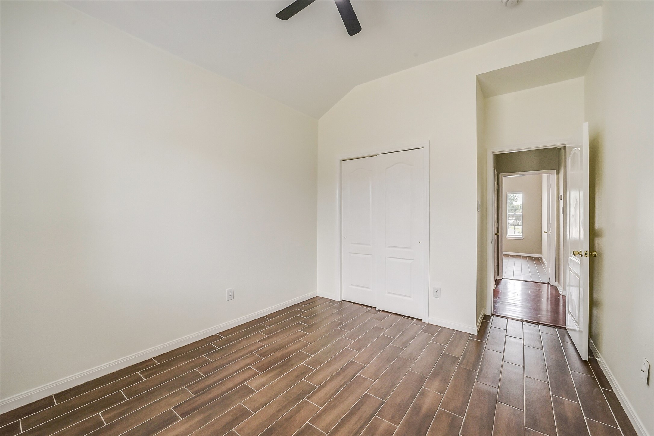 7002 Plaza Del Sol Drive Property Photo 23