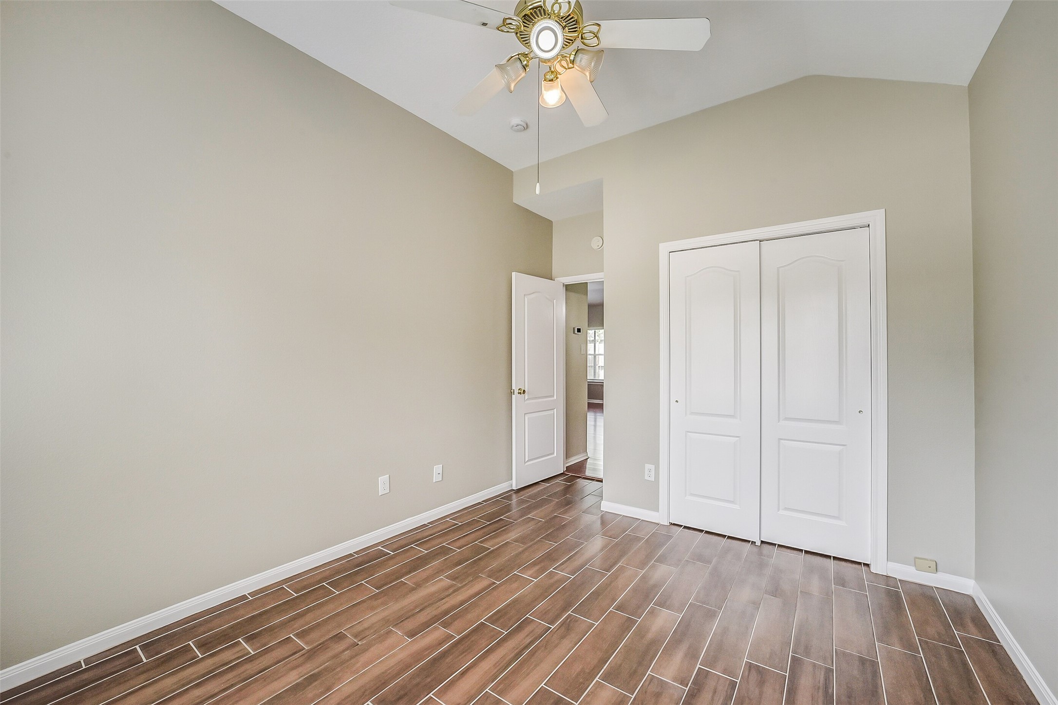 7002 Plaza Del Sol Drive Property Photo 25