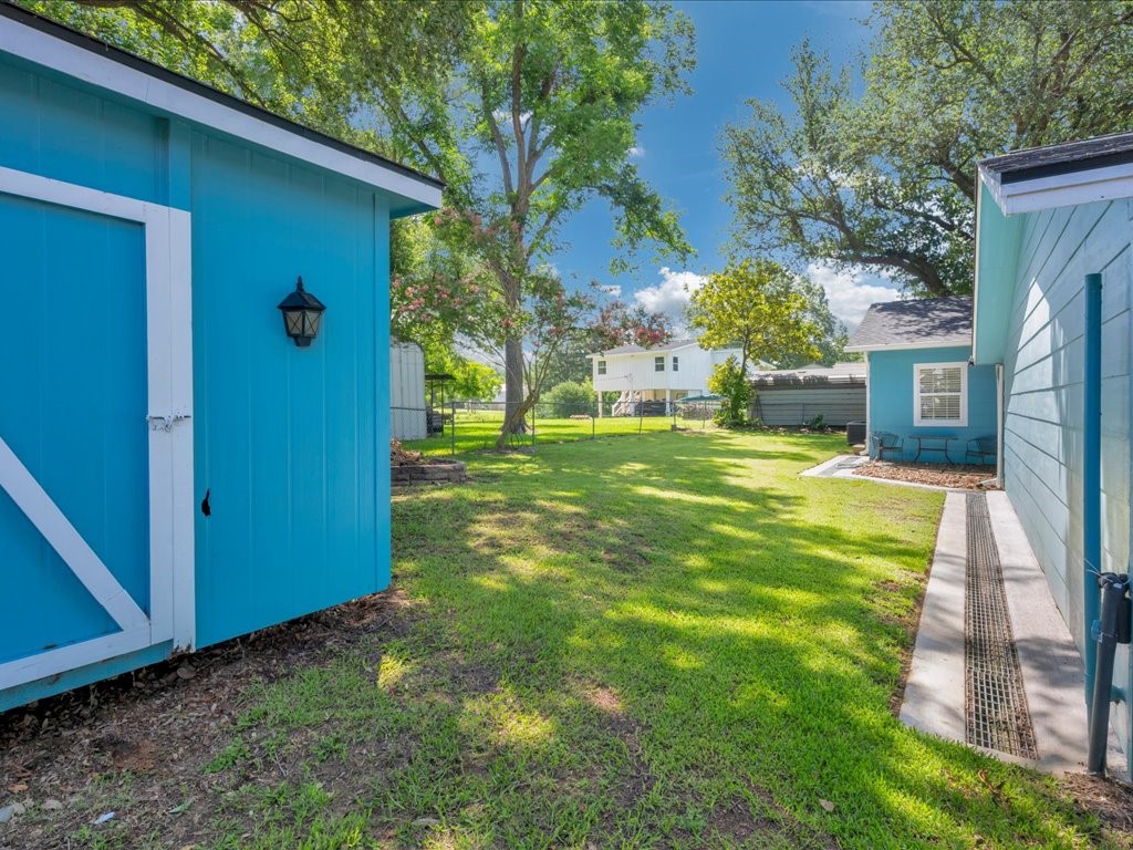 683 Water View Drive Property Photo 36