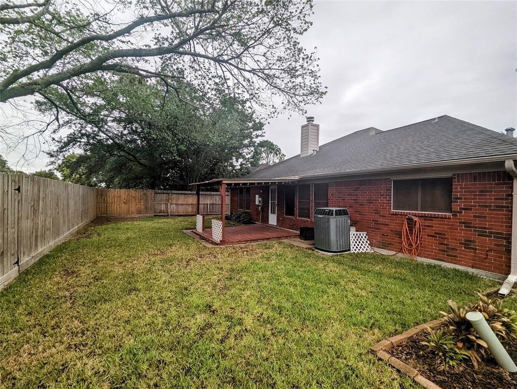 3821 Pin Oak Drive N Property Photo 20