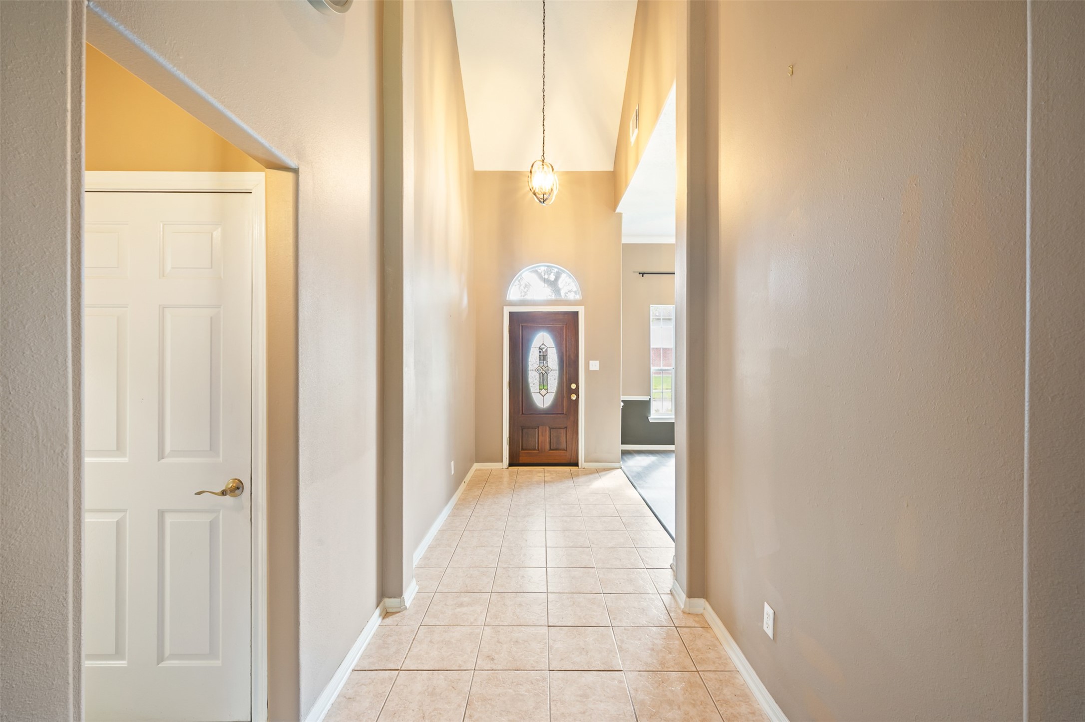 406 Stockbridge Lane Property Photo 6