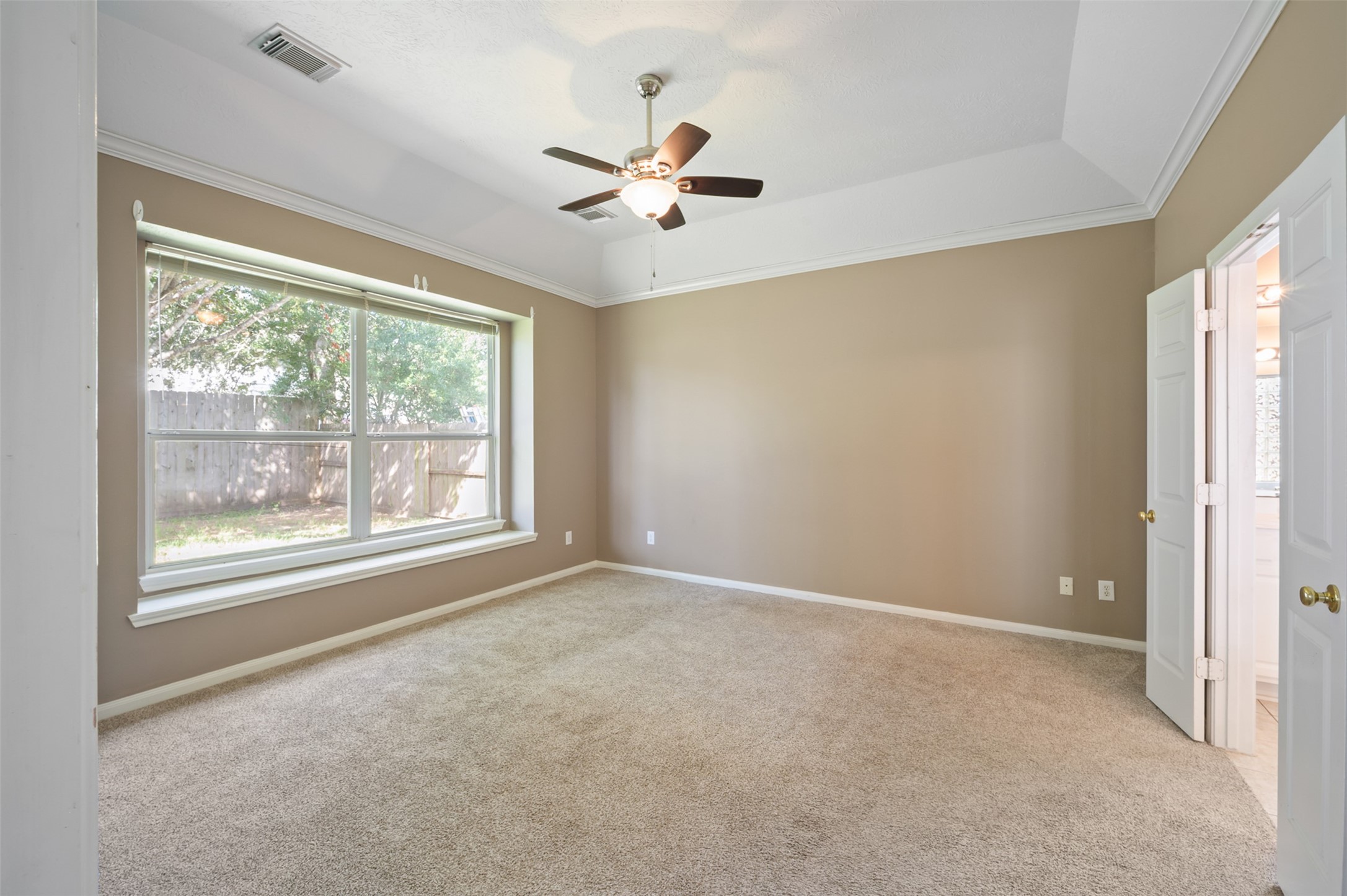 406 Stockbridge Lane Property Photo 14