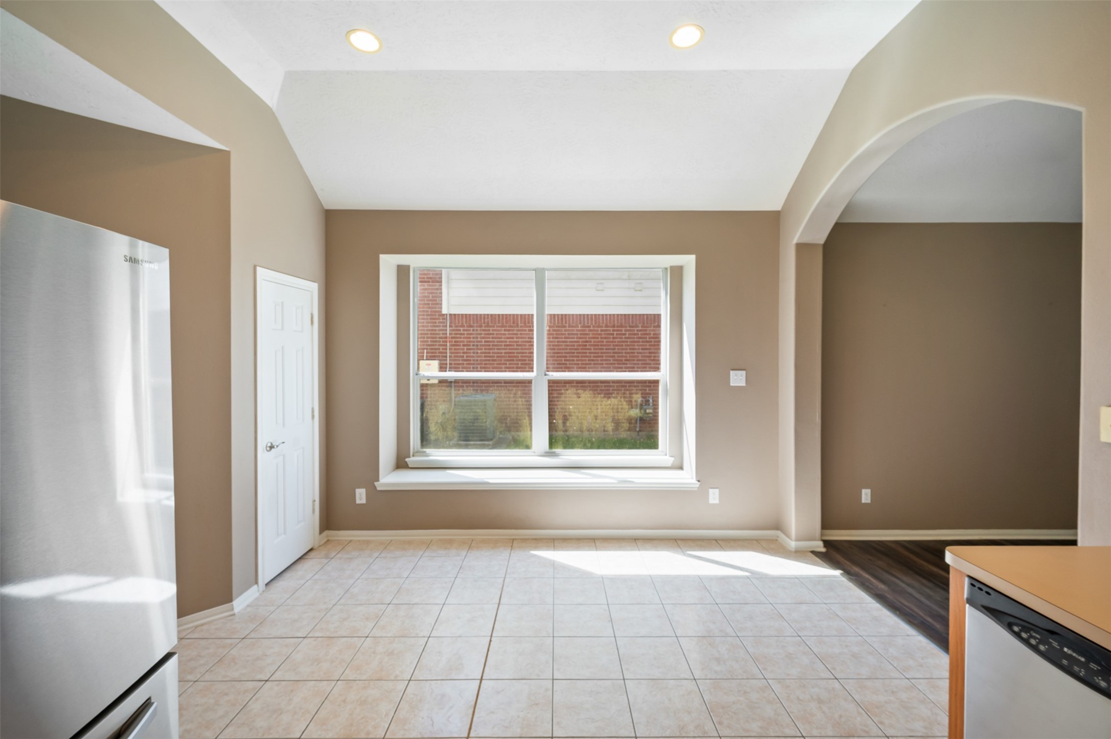 406 Stockbridge Lane Property Photo 20