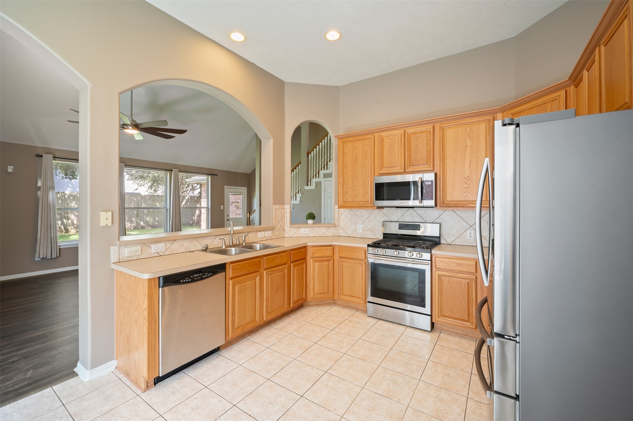 406 Stockbridge Lane Property Photo 23