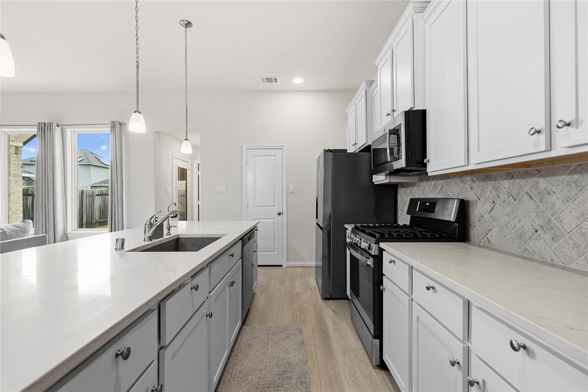 2602 Arbor Edge Crossing Property Photo 6
