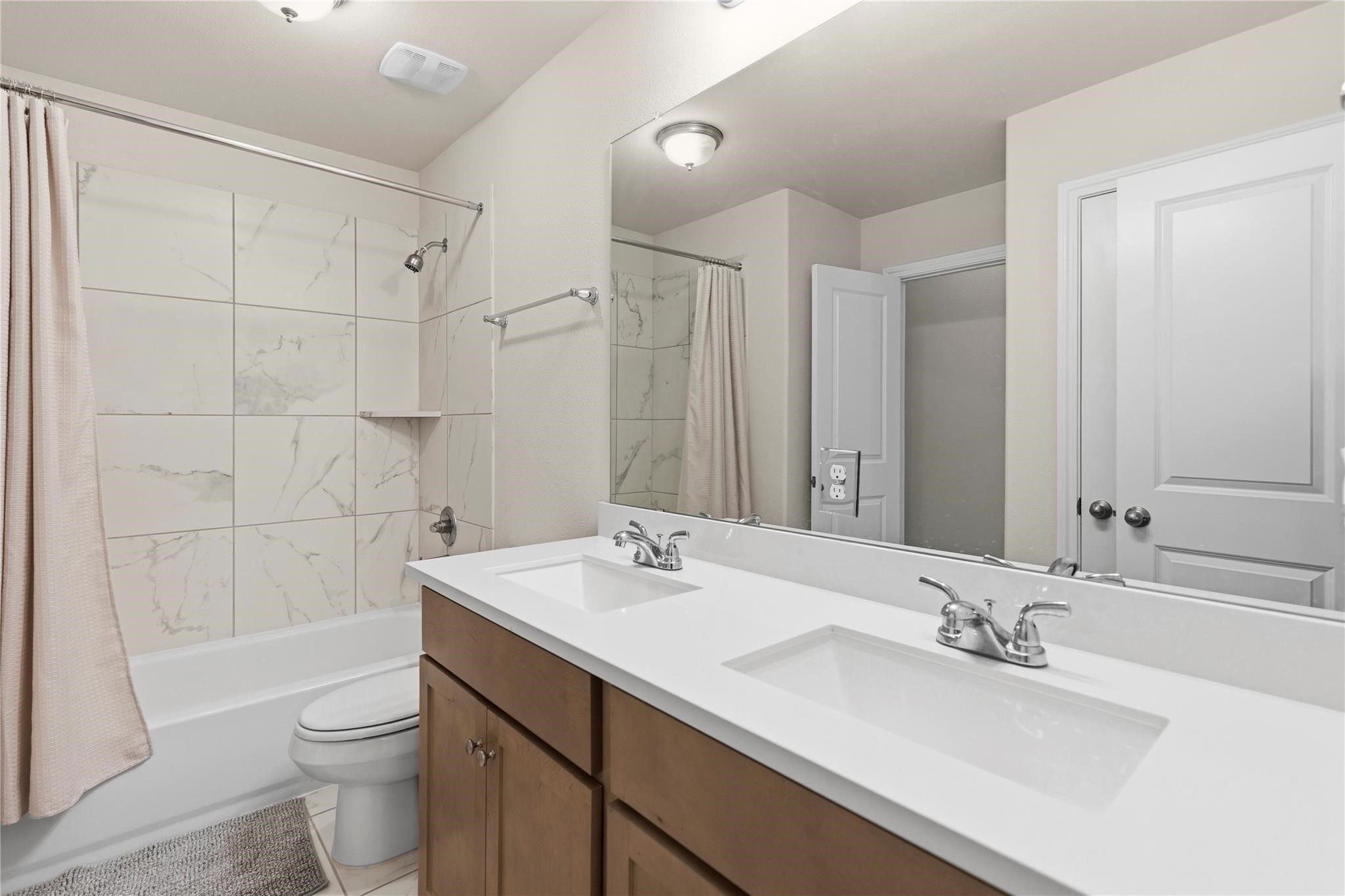 2602 Arbor Edge Crossing Property Photo 22