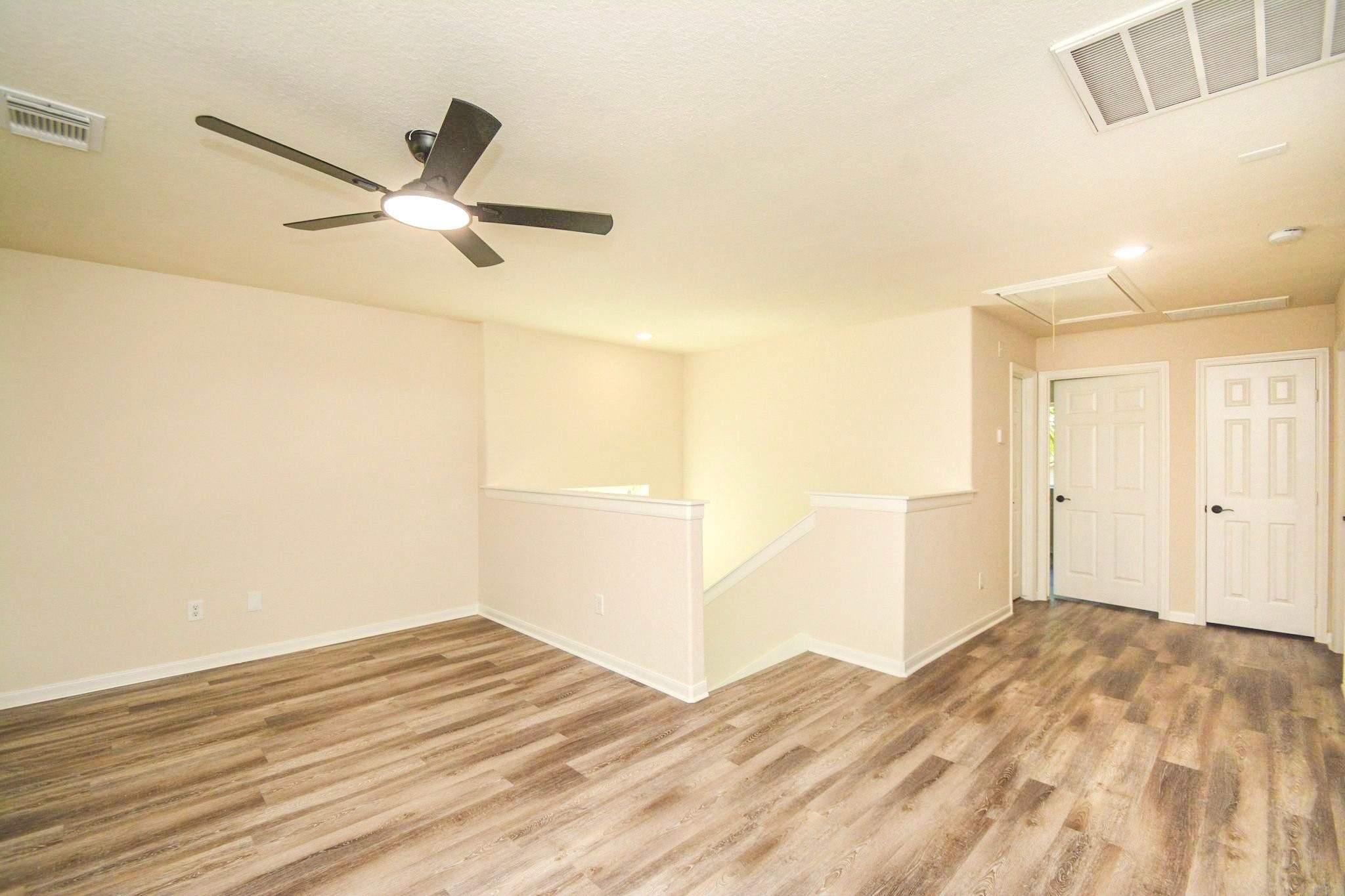 21122 Amber Crossing Drive Property Photo 12