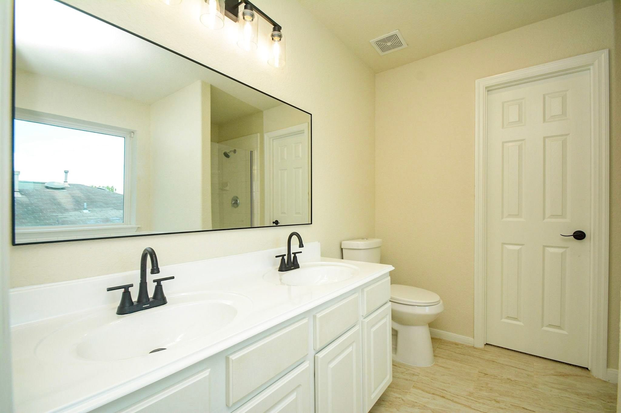 21122 Amber Crossing Drive Property Photo 22