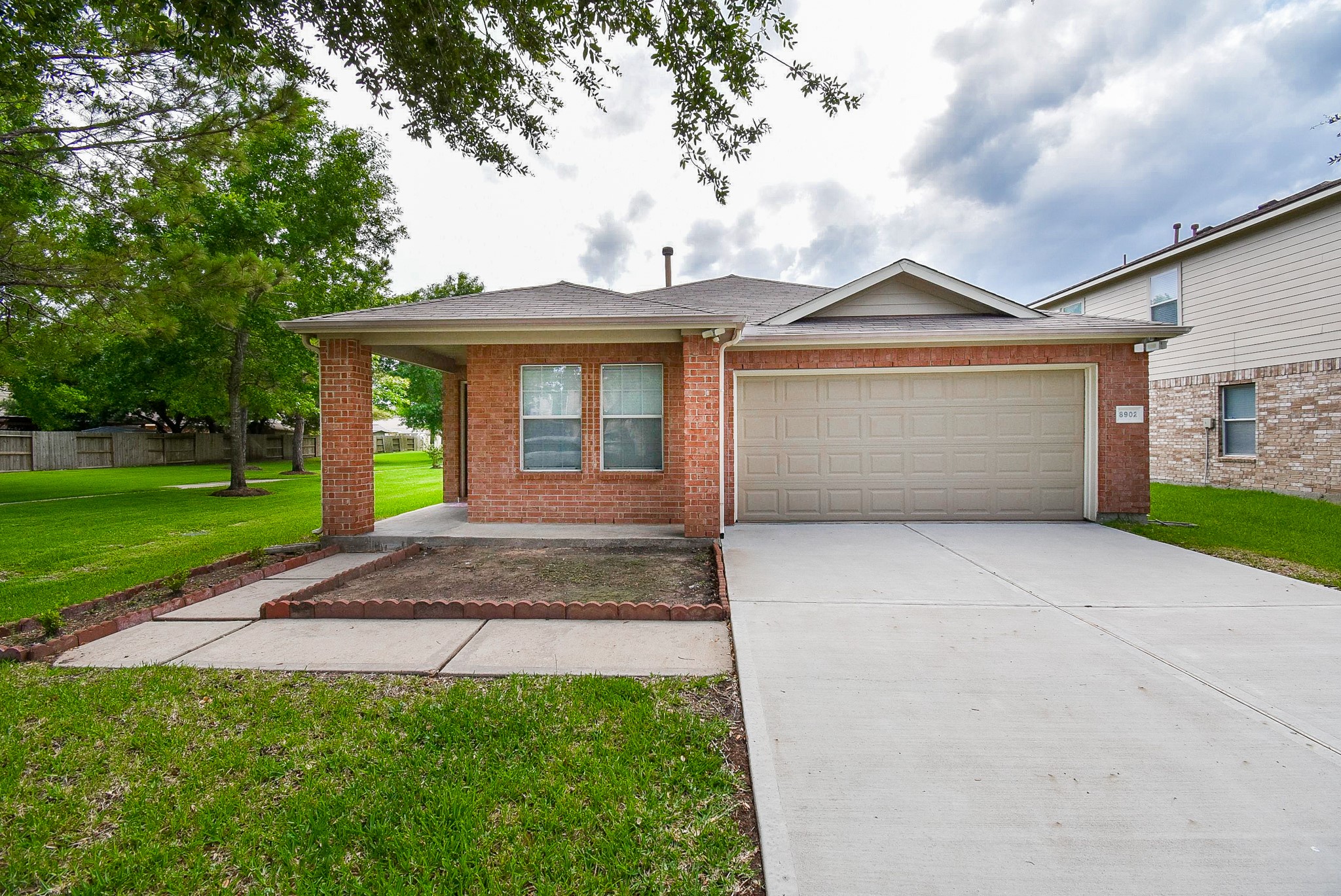 8902 Grand Villa Lane Property Photo
