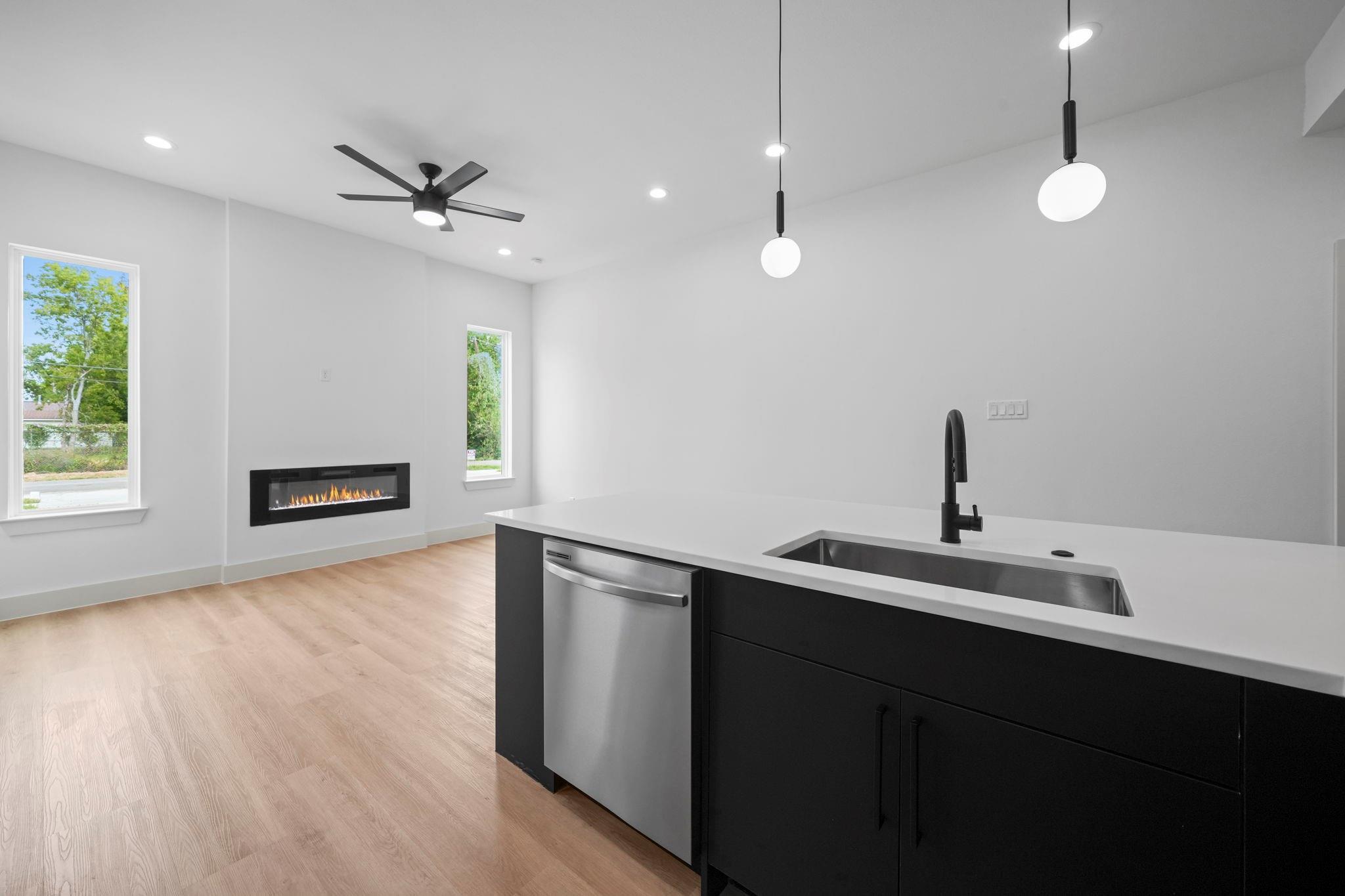 426 Calloway Street A Property Photo 3