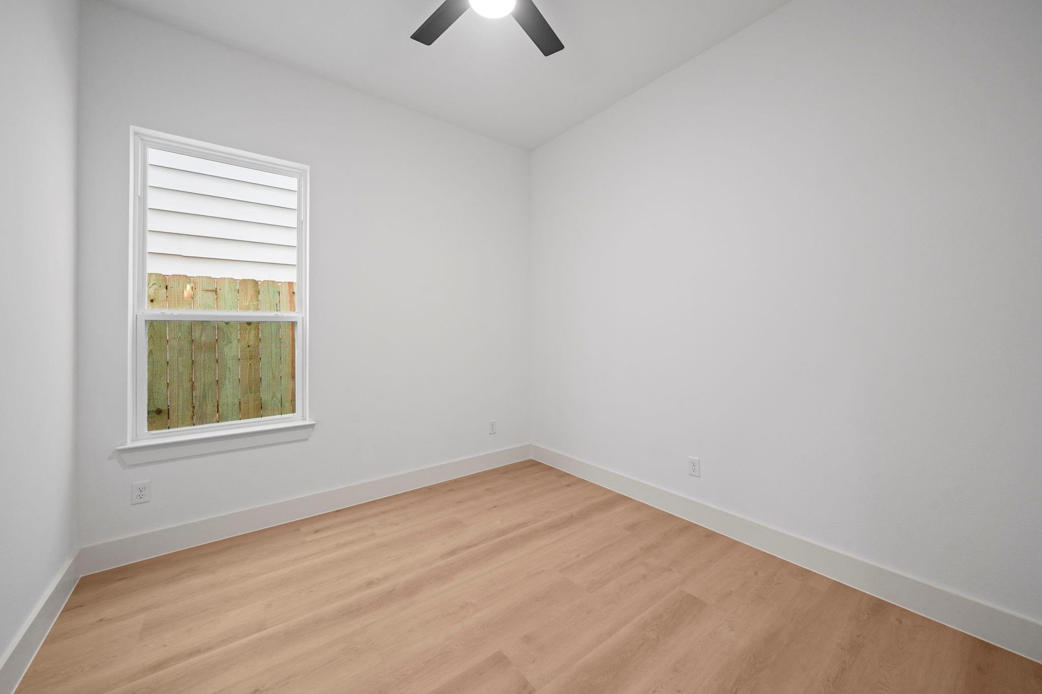 426 Calloway Street A Property Photo 9