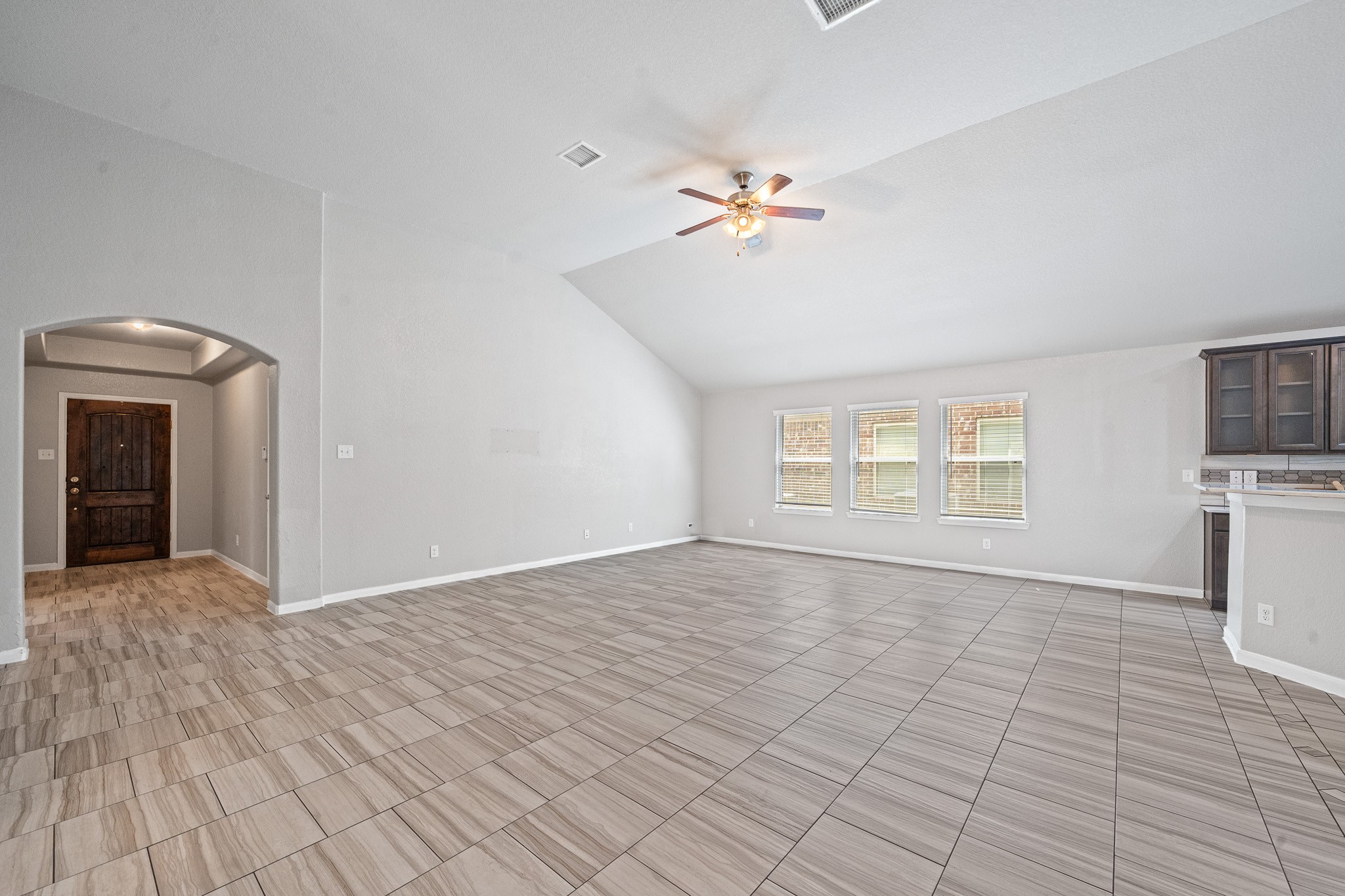 21310 Cypress White Oak Drive Property Photo 5