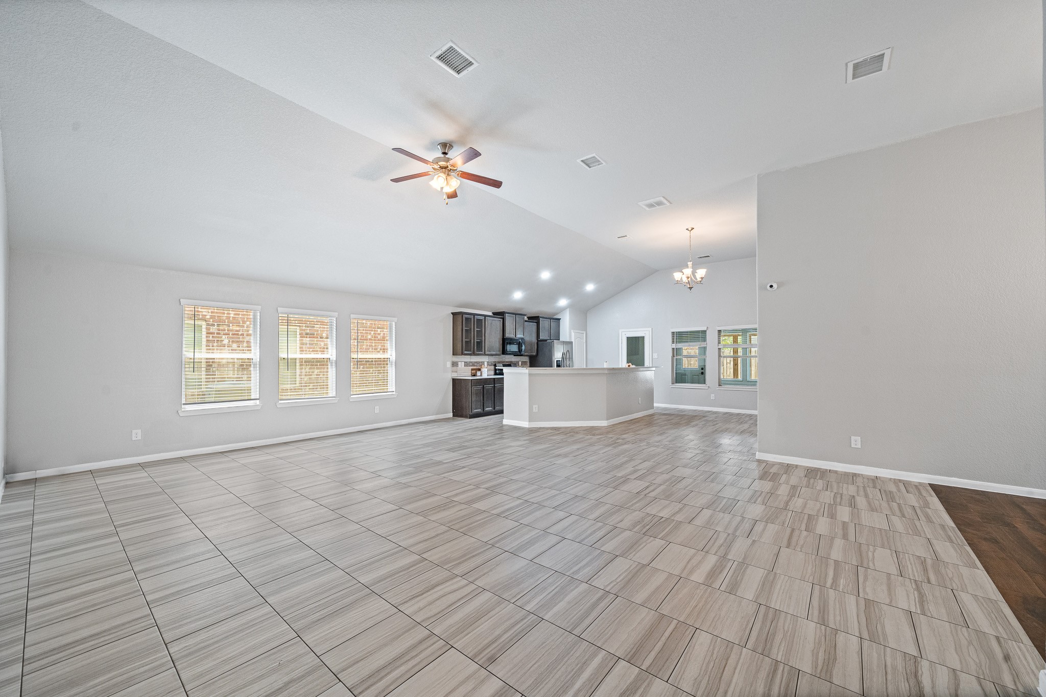 21310 Cypress White Oak Drive Property Photo 6