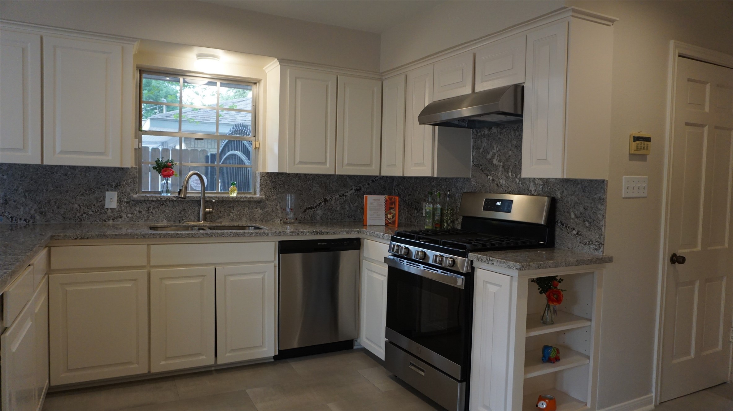 1826 Chimney Rock Road Property Photo 16