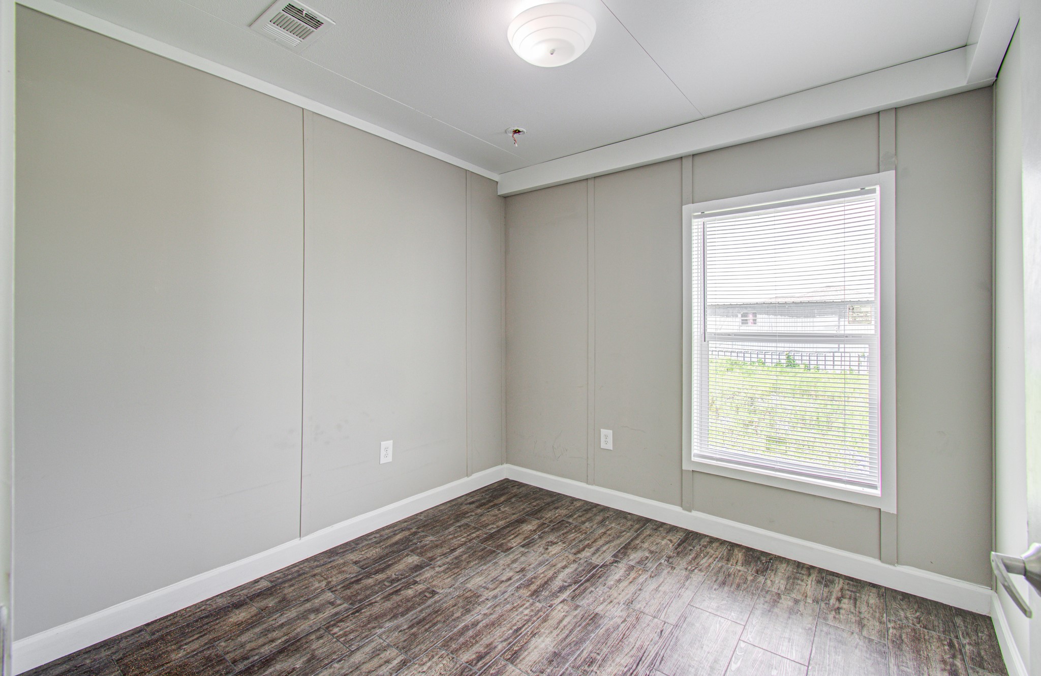 1812 Road 5722 Property Photo 8