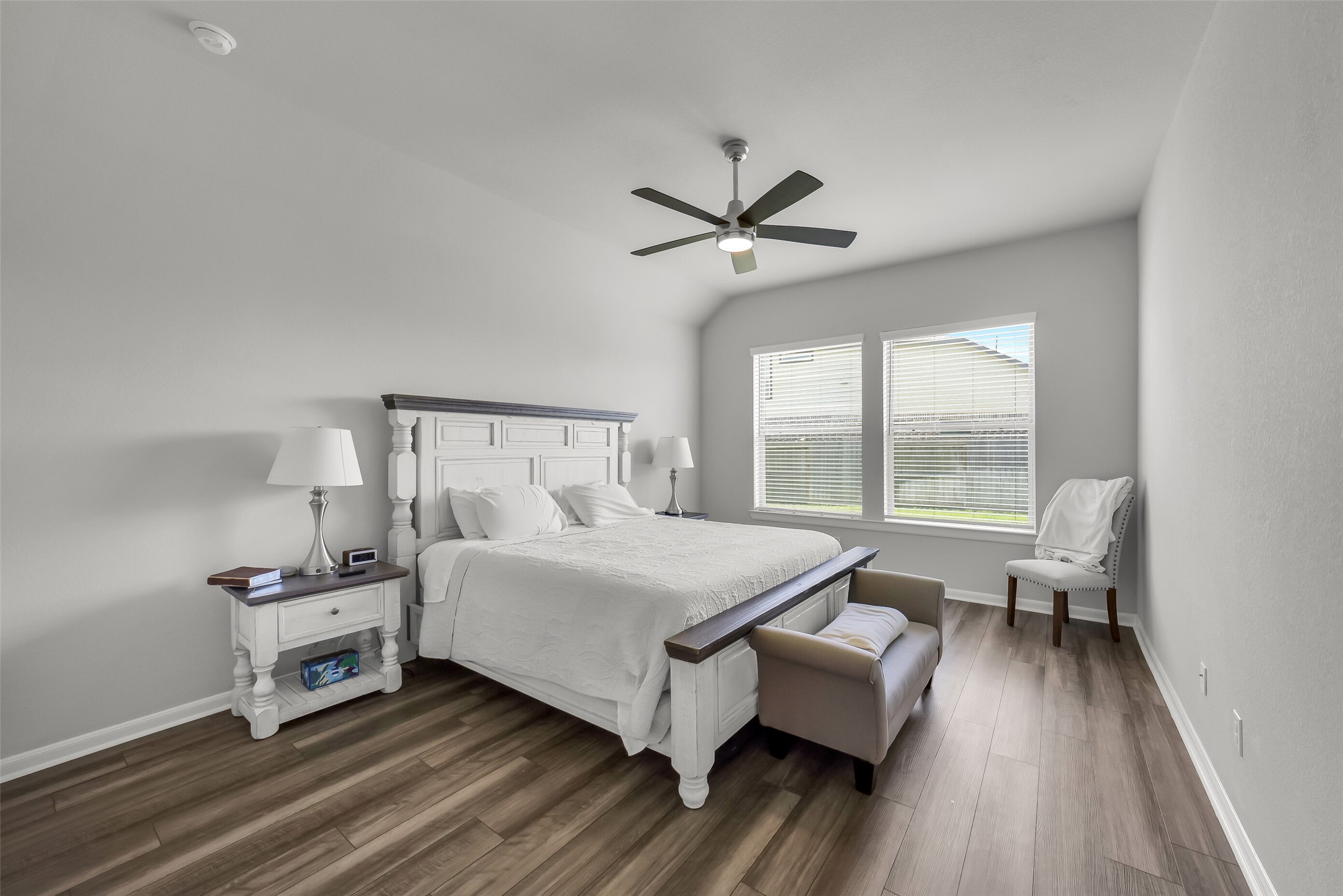2414 Lemon Grass Drive Property Photo 2