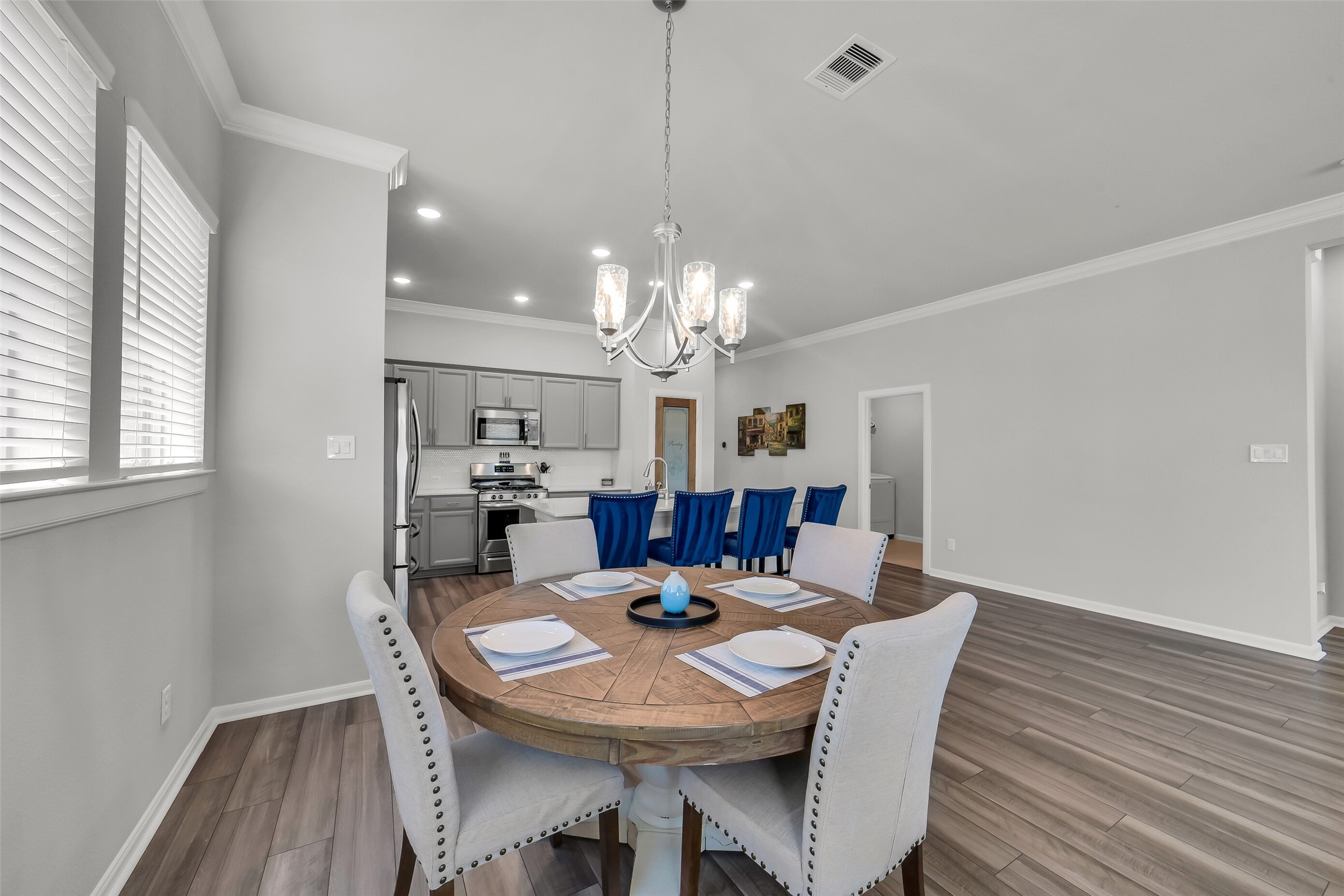 2414 Lemon Grass Drive Property Photo 19