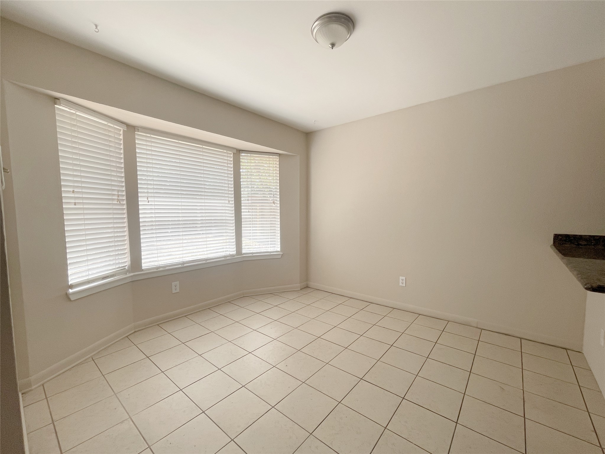 1922 Havenhouse Property Photo 12