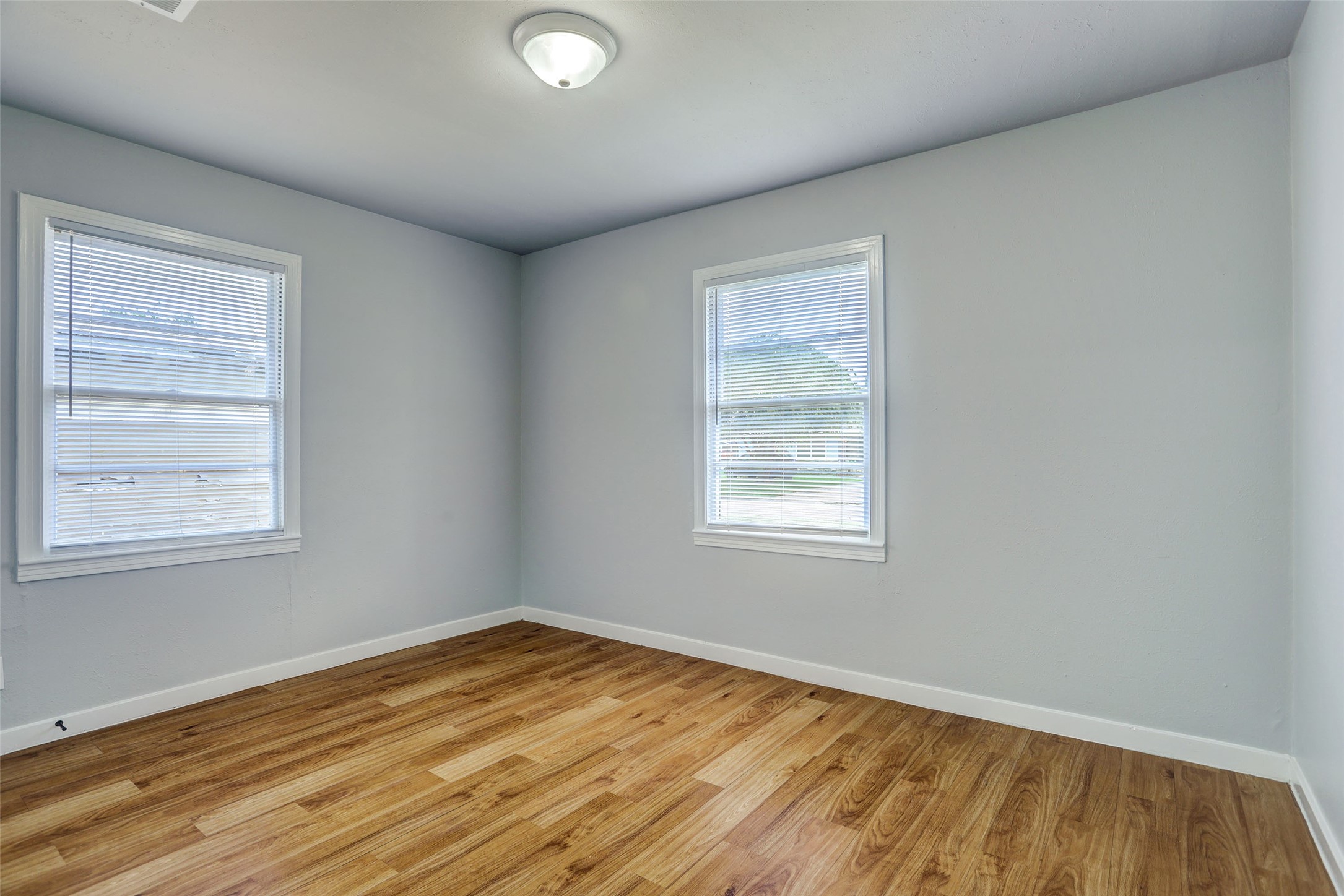 1706 3rd Avenue N Property Photo 9