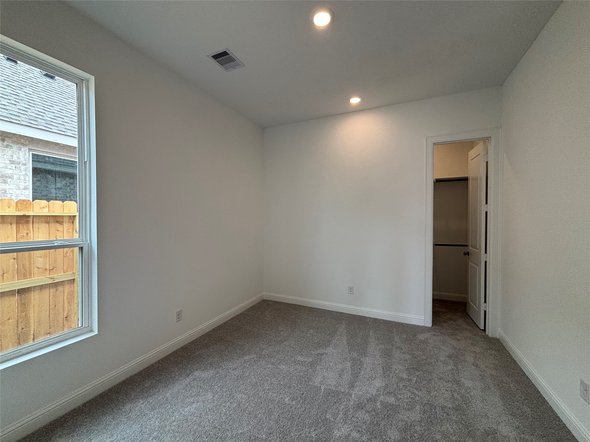 2447 Daisy Meadow Place Property Photo 10