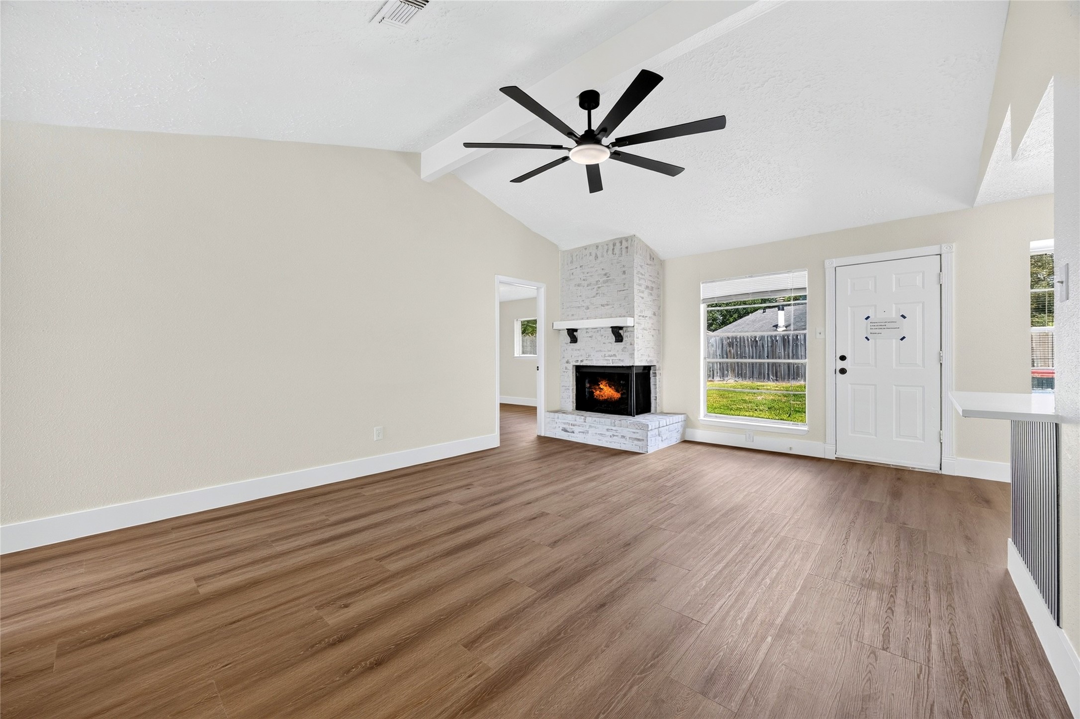 23522 Newgate Drive Property Photo 10
