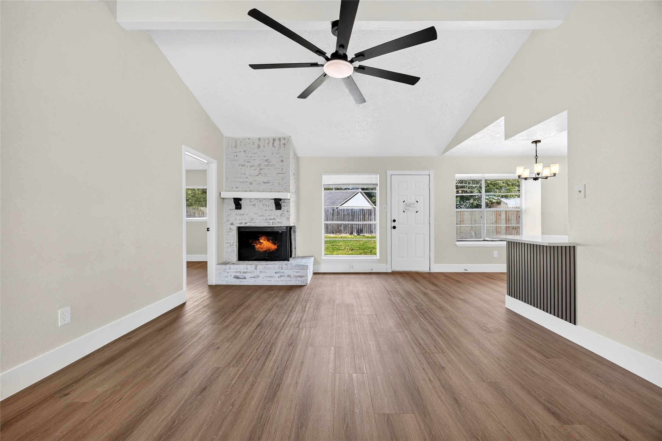 23522 Newgate Drive Property Photo 11