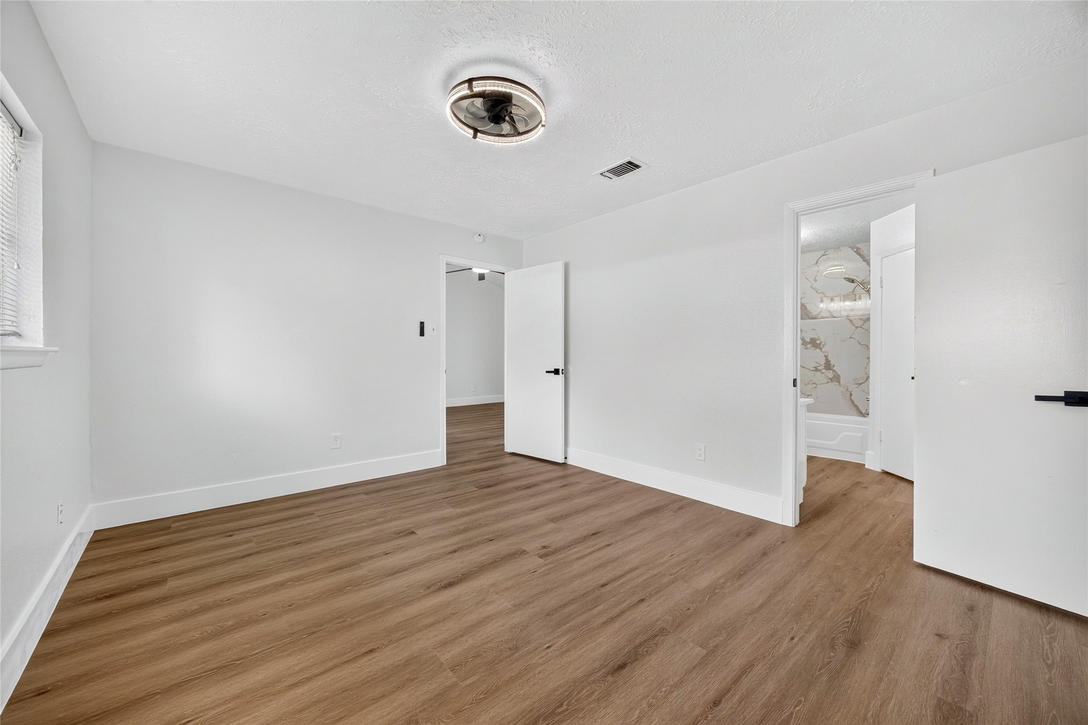 23522 Newgate Drive Property Photo 19