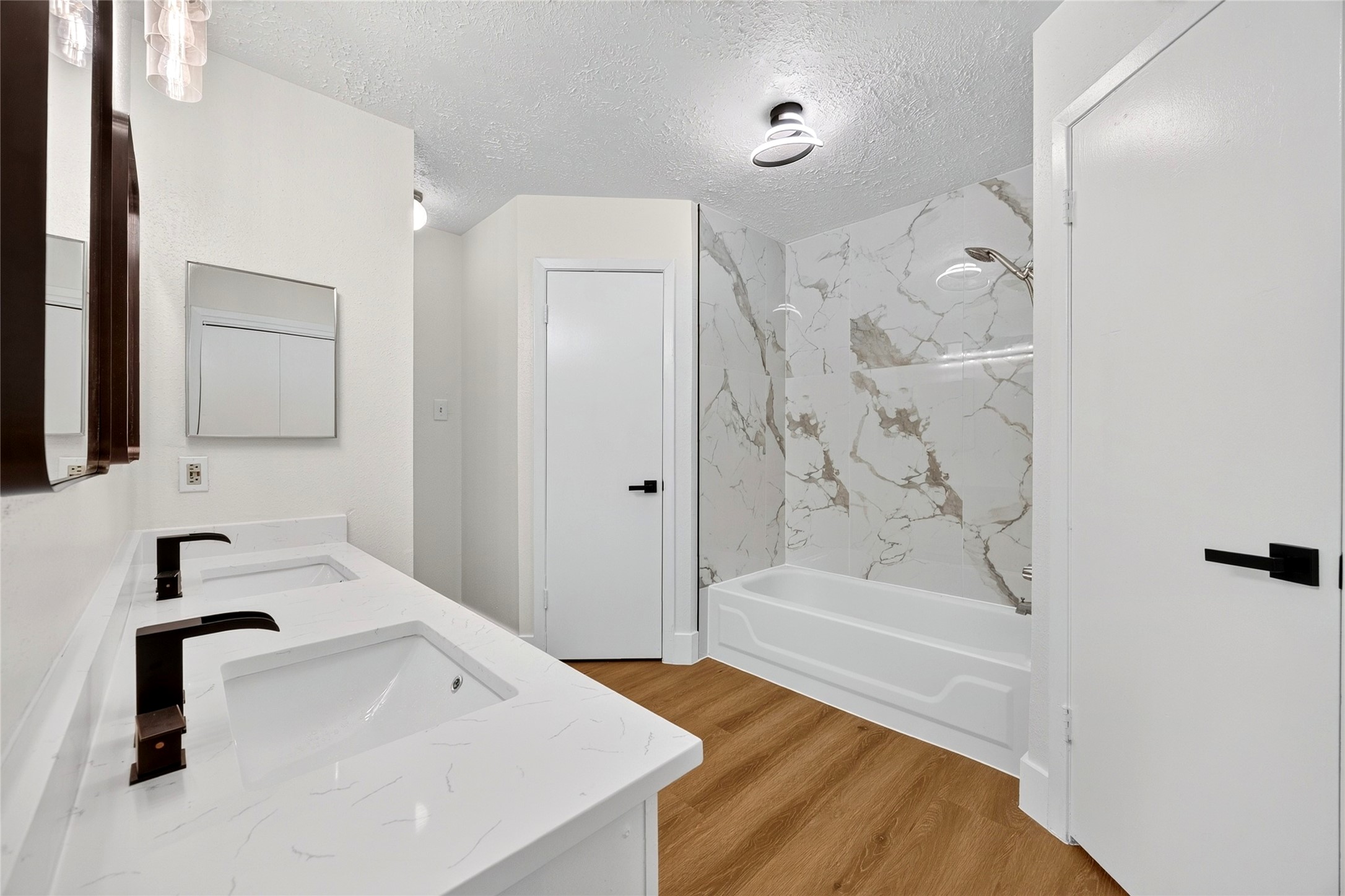 23522 Newgate Drive Property Photo 20