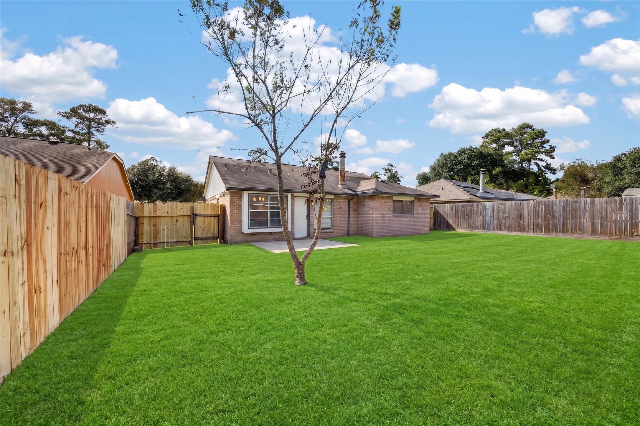 23522 Newgate Drive Property Photo 26