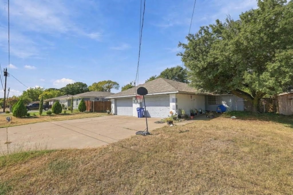 13027 Mitchell Drive Property Photo 1