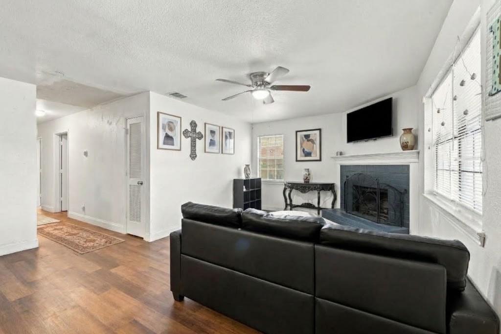 13027 Mitchell Drive Property Photo 3